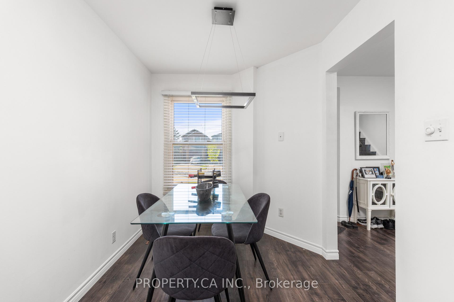 Photo 12 of 45 New Seabury Drive, Vaughan, Glen Shields — HOMEH