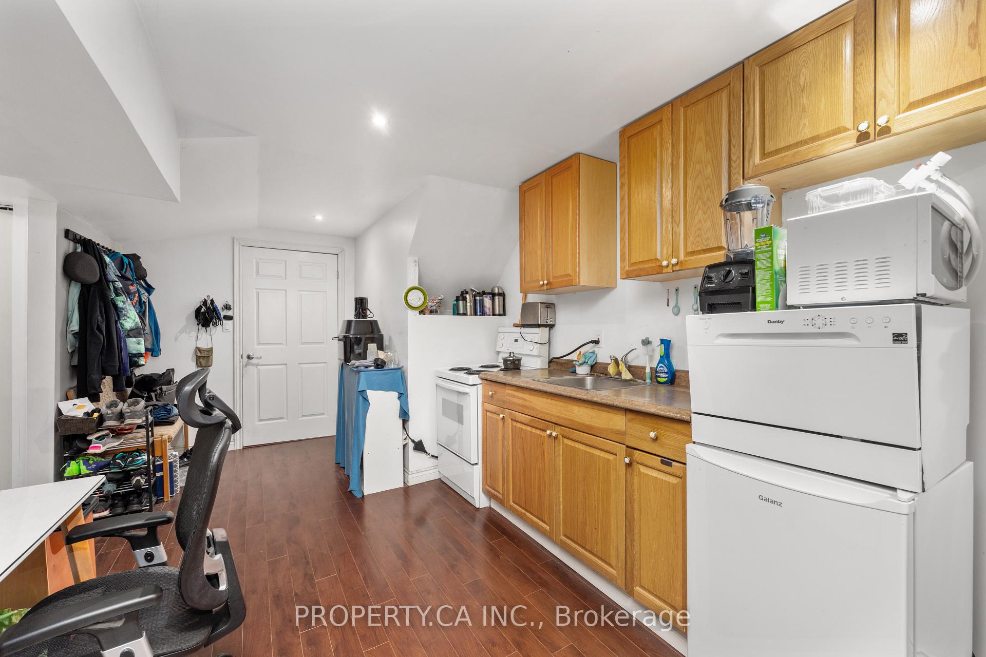 Photo 23 of 45 New Seabury Drive, Vaughan, Glen Shields — HOMEH