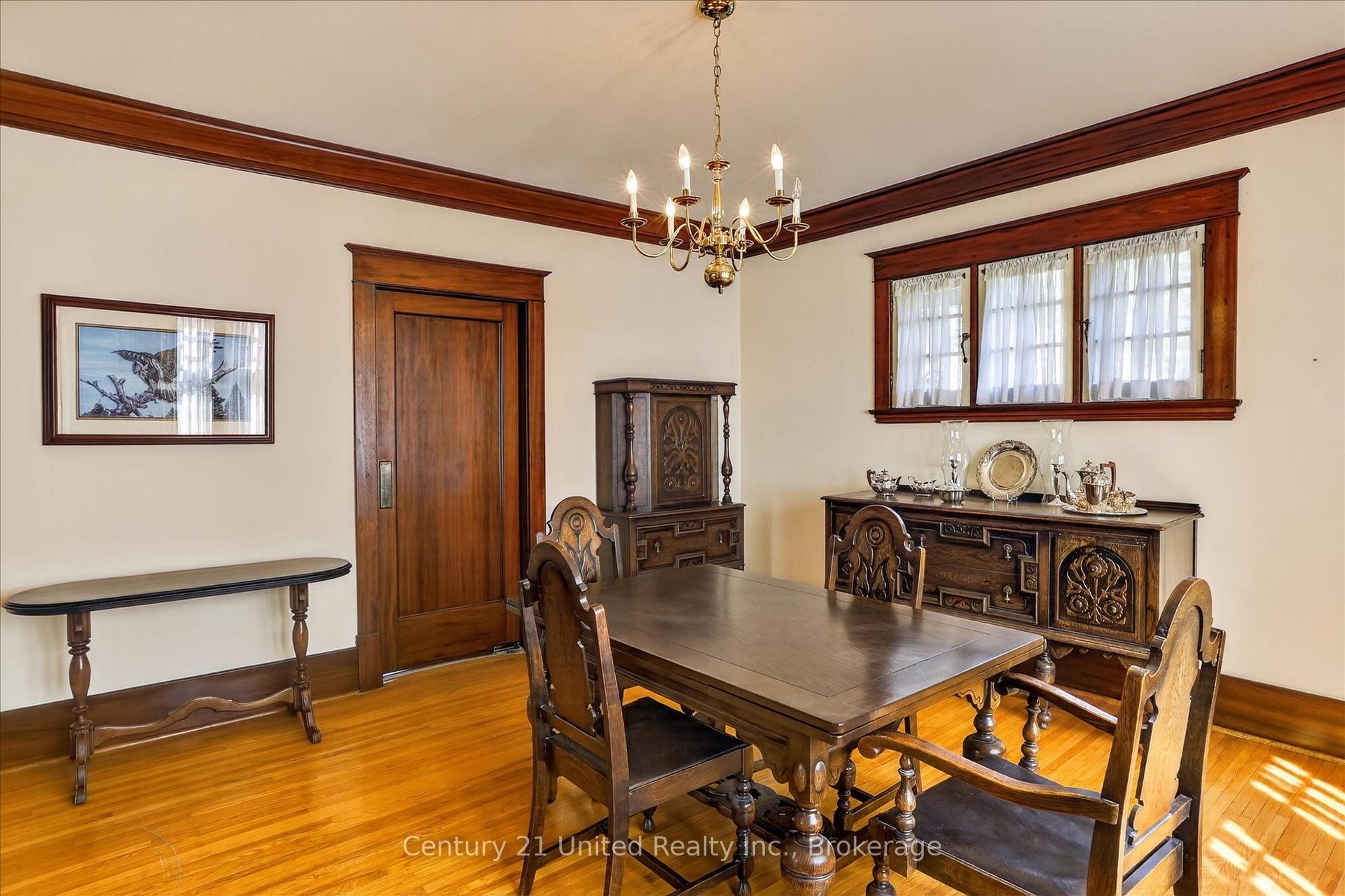 Photo 12 of 498 Weller Street, Peterborough, Town Ward 3 — HOMEH