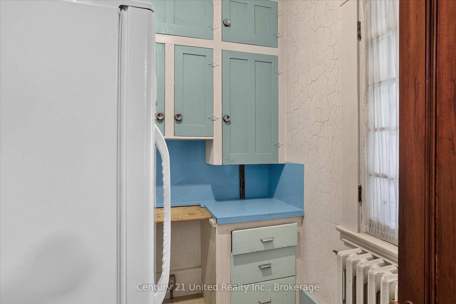 Photo 17 of 498 Weller Street, Peterborough, Town Ward 3 — HOMEH