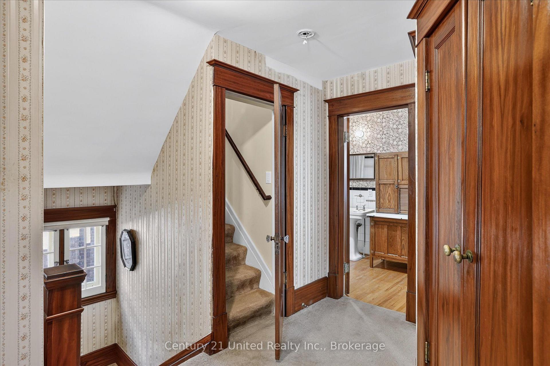 Photo 18 of 498 Weller Street, Peterborough, Town Ward 3 — HOMEH