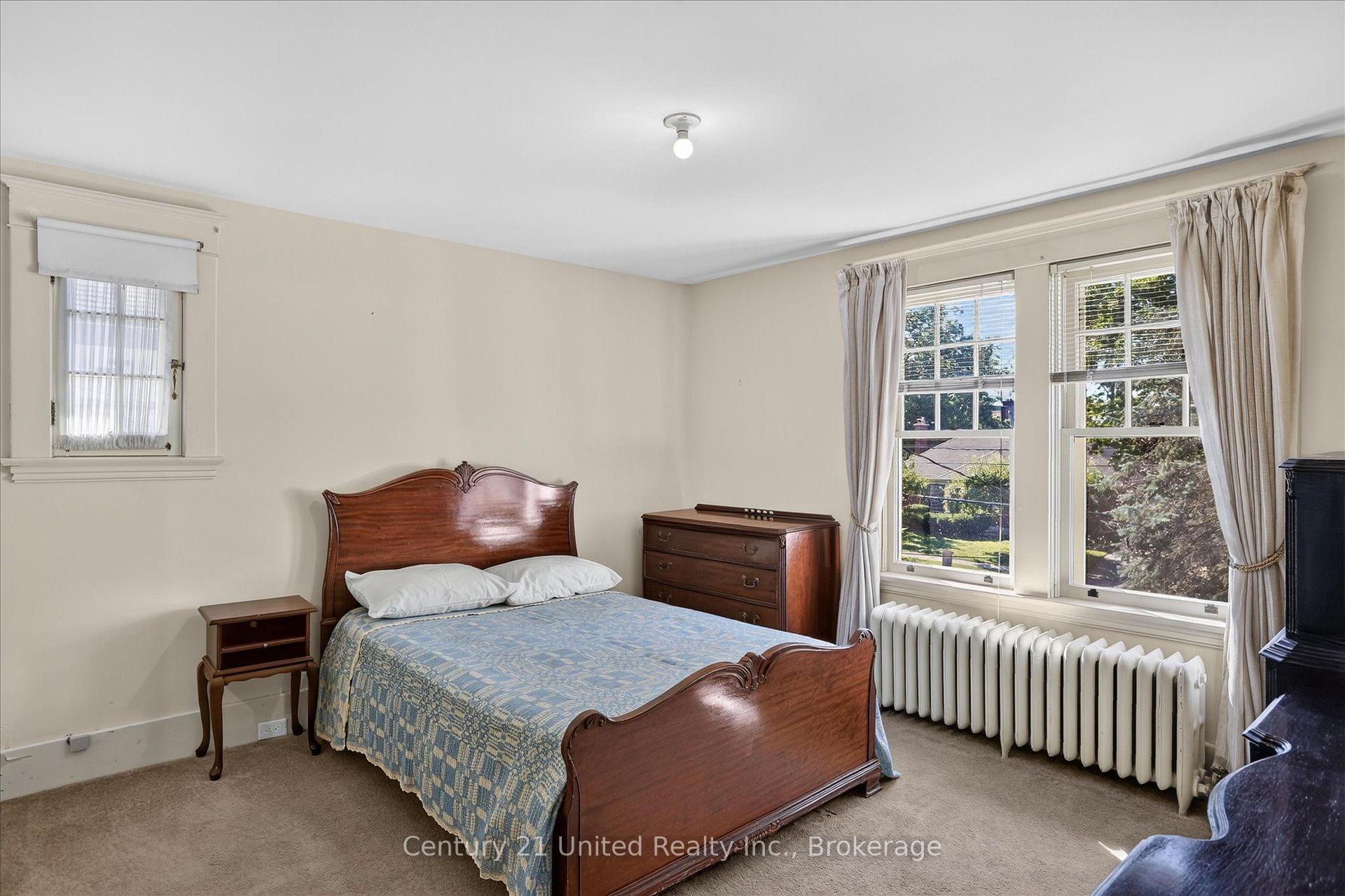 Photo 22 of 498 Weller Street, Peterborough, Town Ward 3 — HOMEH
