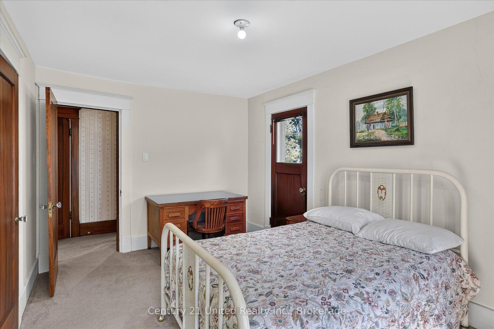 Photo 26 of 498 Weller Street, Peterborough, Town Ward 3 — HOMEH