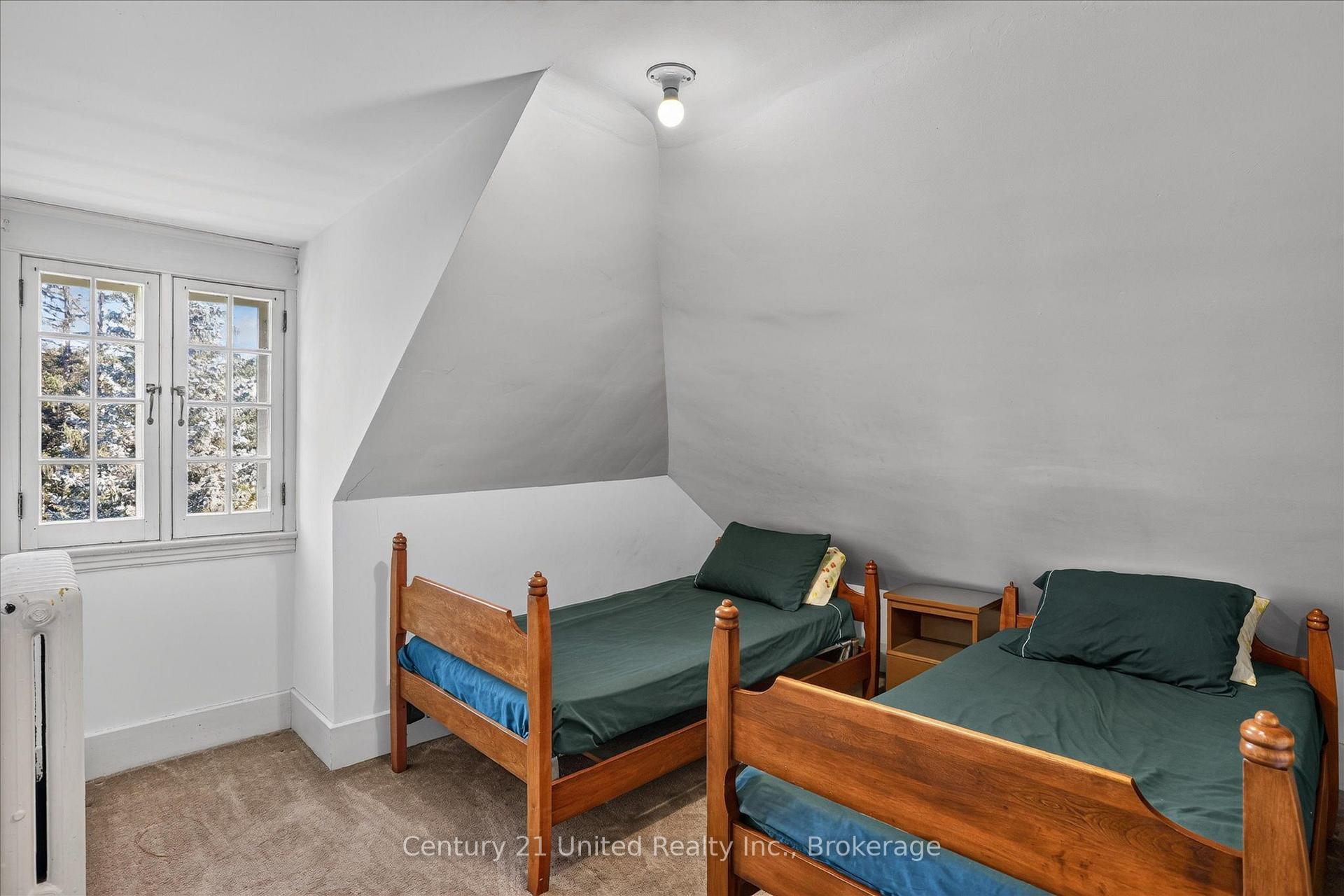 Photo 30 of 498 Weller Street, Peterborough, Town Ward 3 — HOMEH