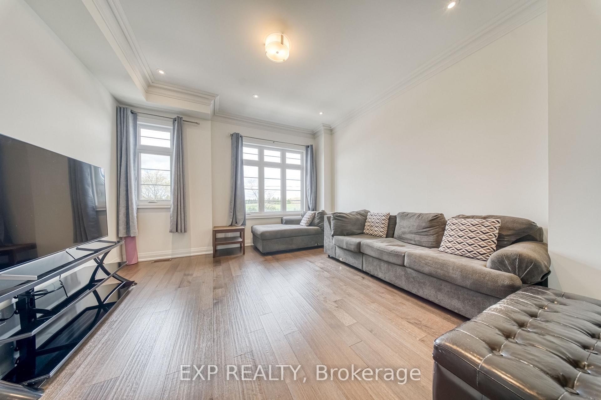 Photo 5 of 4259 Major Mackenzie Drive E, Markham, Angus Glen — HOMEH