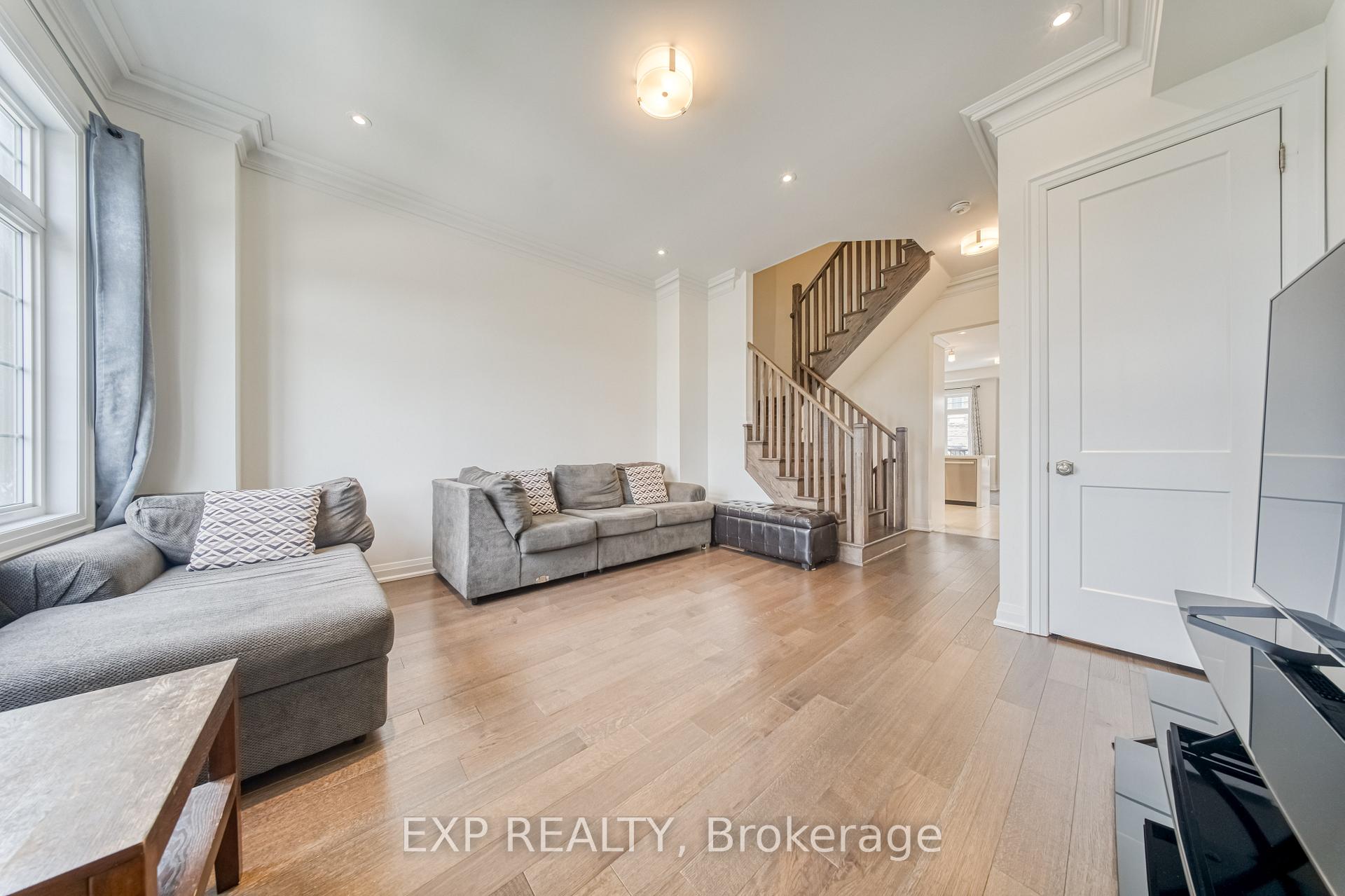 Photo 6 of 4259 Major Mackenzie Drive E, Markham, Angus Glen — HOMEH