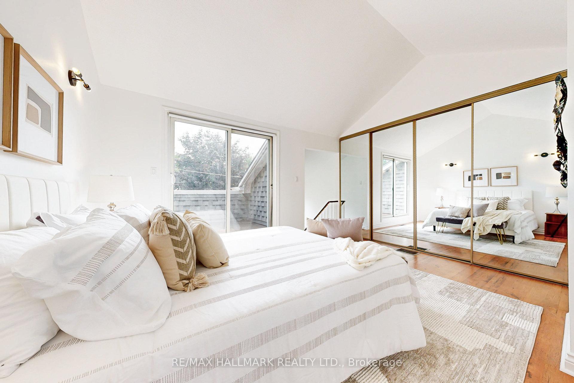 Photo 18 of 216 Milan Street, Toronto, Moss Park — HOMEH