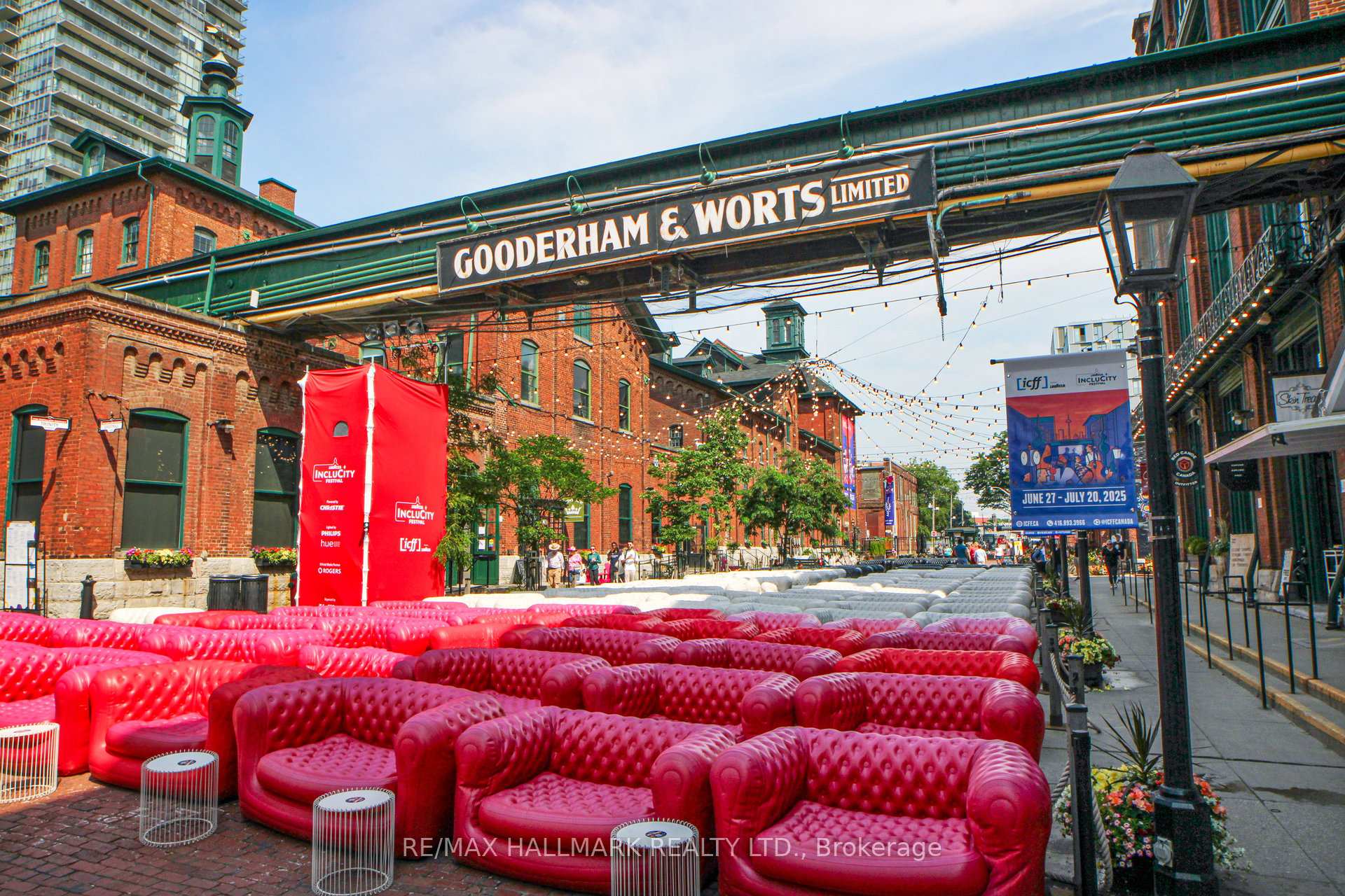 Photo 29 of 216 Milan Street, Toronto, Moss Park — HOMEH
