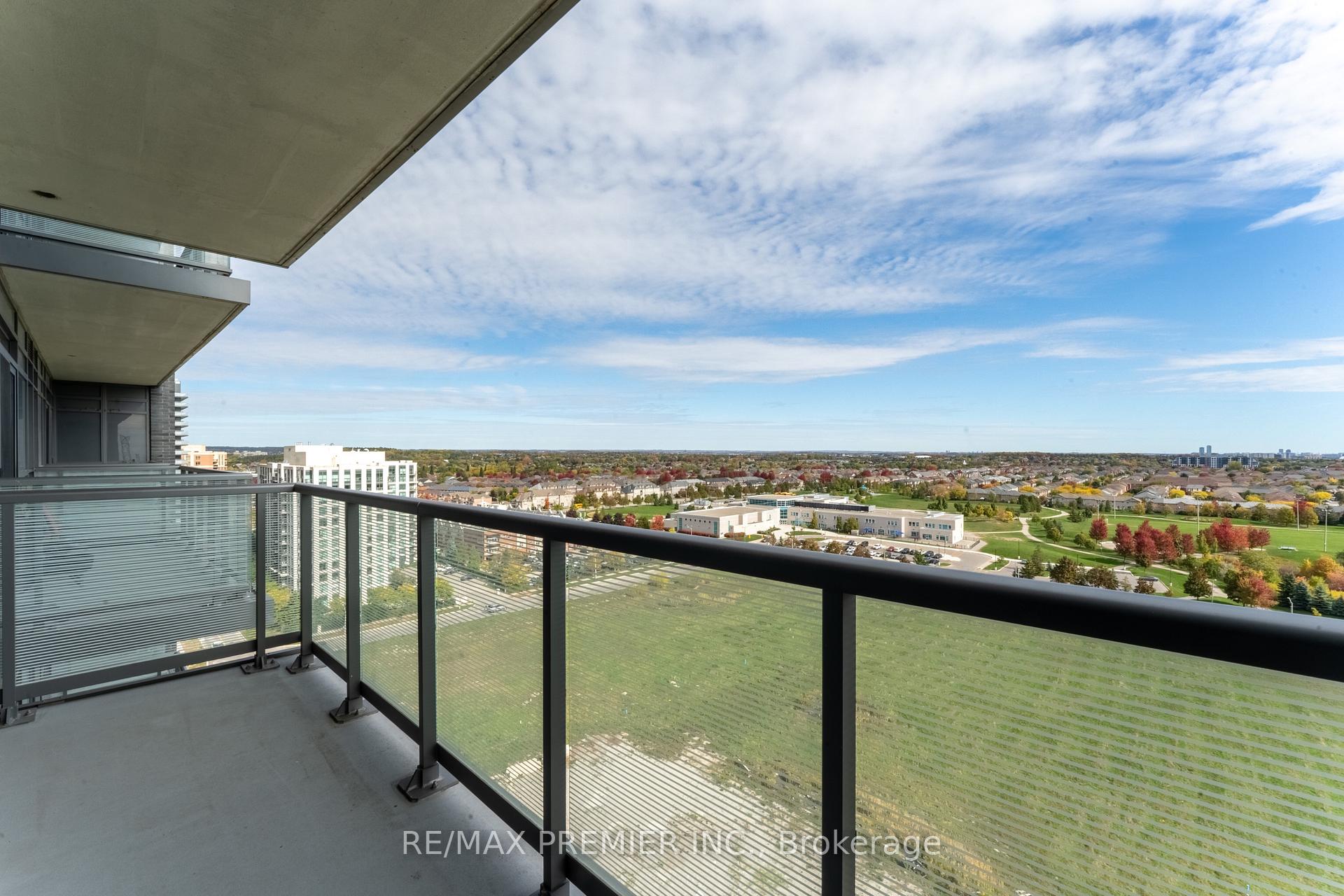 Photo 11 of Unit 1401, 55 Oneida Crescent, Richmond Hill, Langstaff — HOMEH