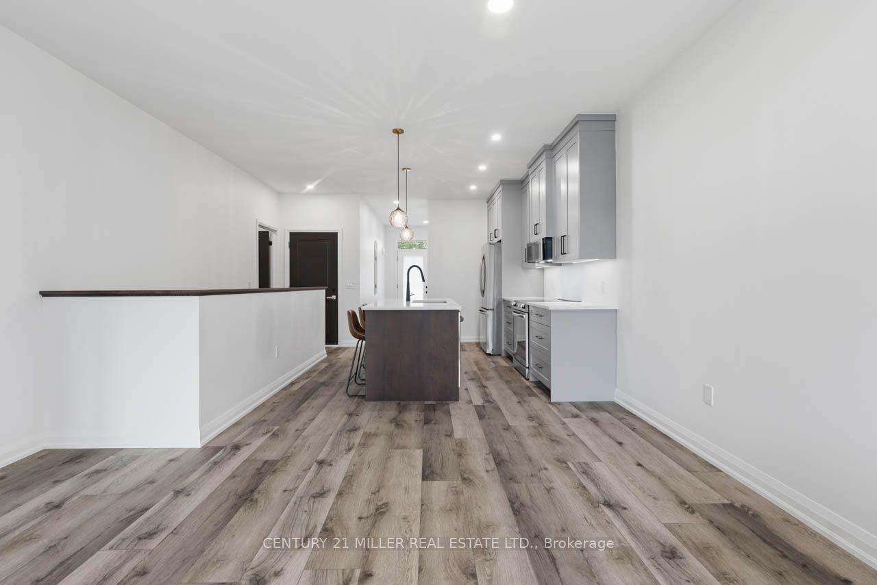 Photo 8 of 362 Wellington Street E, Wellington North, Mount Forest — HOMEH