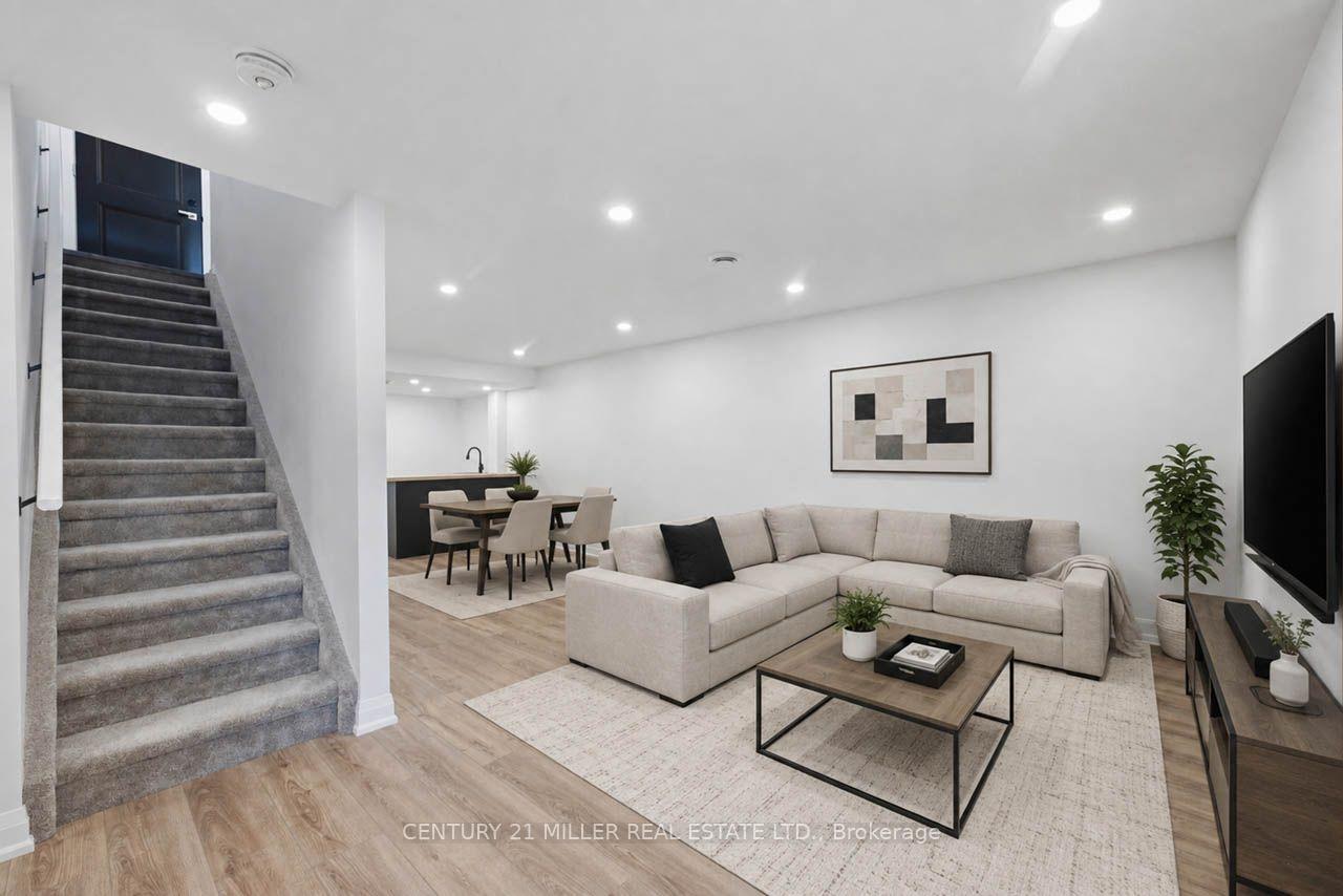 Photo 17 of 362 Wellington Street E, Wellington North, Mount Forest — HOMEH