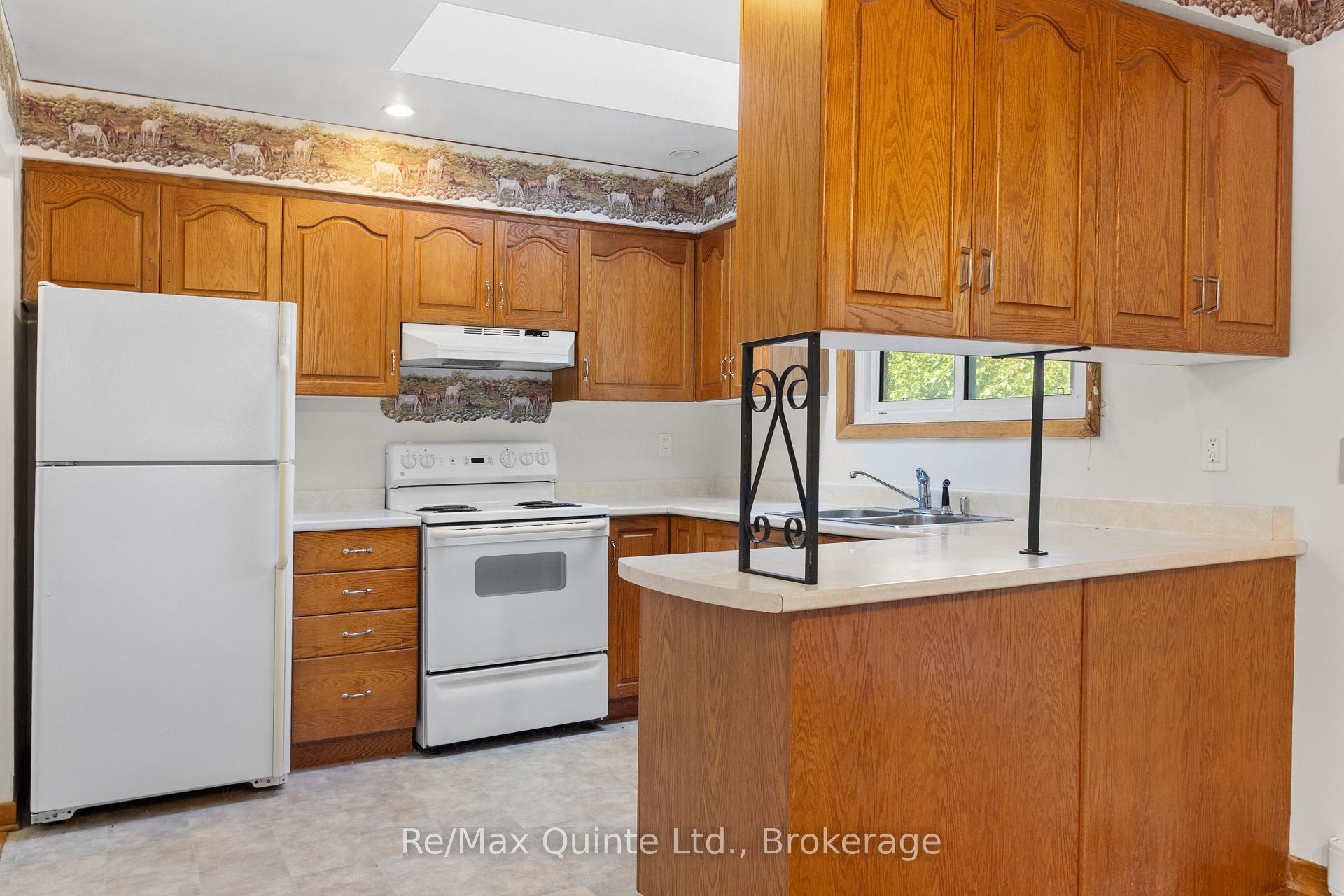 Photo 18 of 675 Palace Road, Greater Napanee, Greater Napanee — HOMEH
