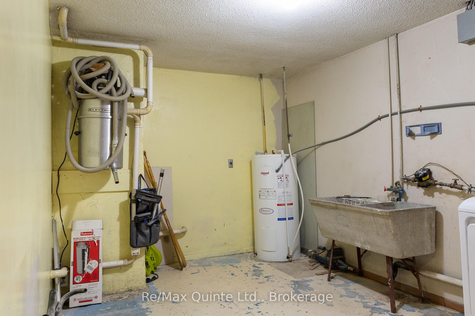 Photo 40 of 675 Palace Road, Greater Napanee, Greater Napanee — HOMEH