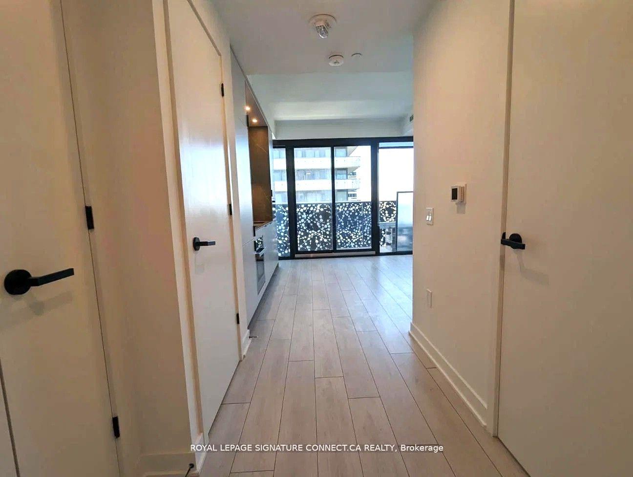 Photo 4 of Unit 1411, 55 Charles Street E, Toronto, Church-Yonge Corridor — HOMEH