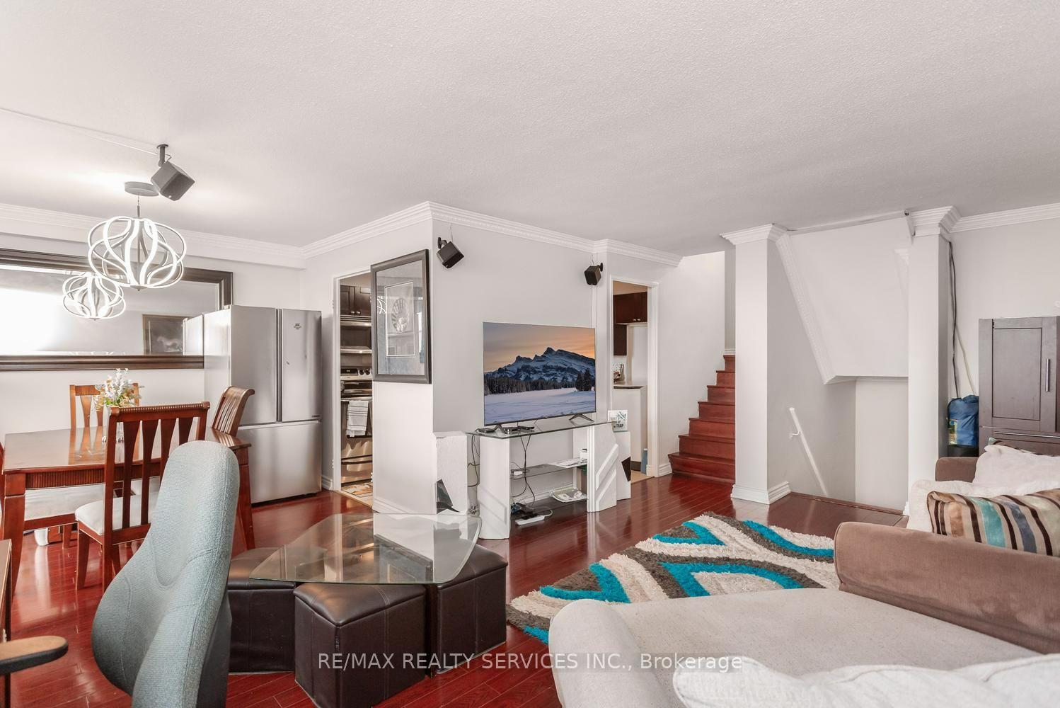 Photo 12 of Unit 11, 11 Wincott Drive, Etobicoke, Kingsview Village-The Westway — HOMEH