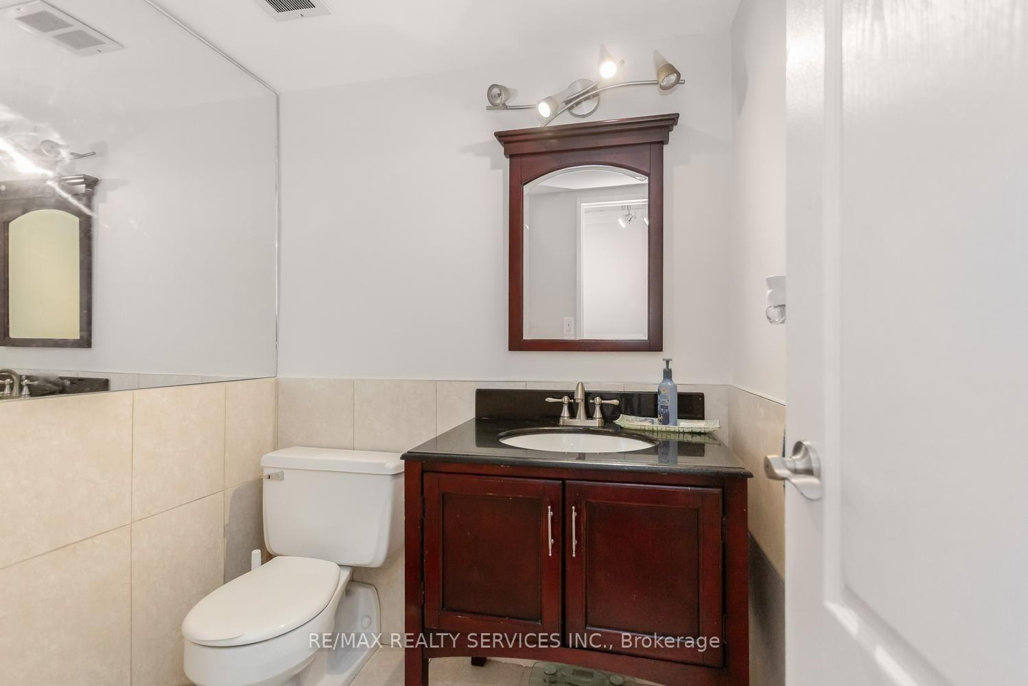 Photo 15 of Unit 11, 11 Wincott Drive, Etobicoke, Kingsview Village-The Westway — HOMEH