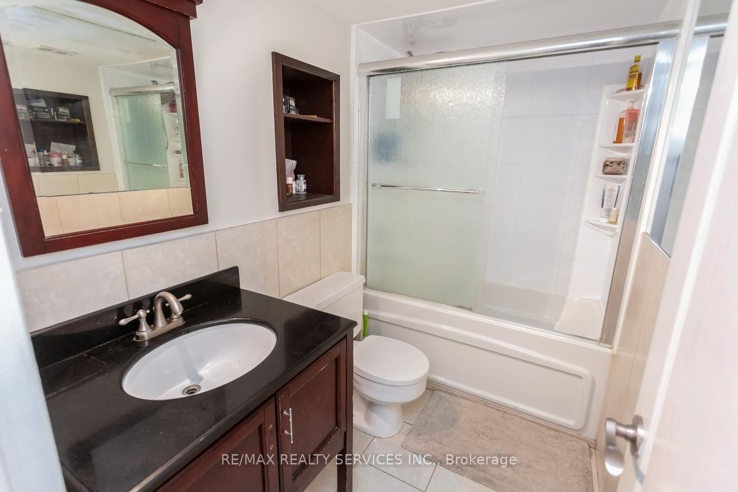 Photo 18 of Unit 11, 11 Wincott Drive, Etobicoke, Kingsview Village-The Westway — HOMEH