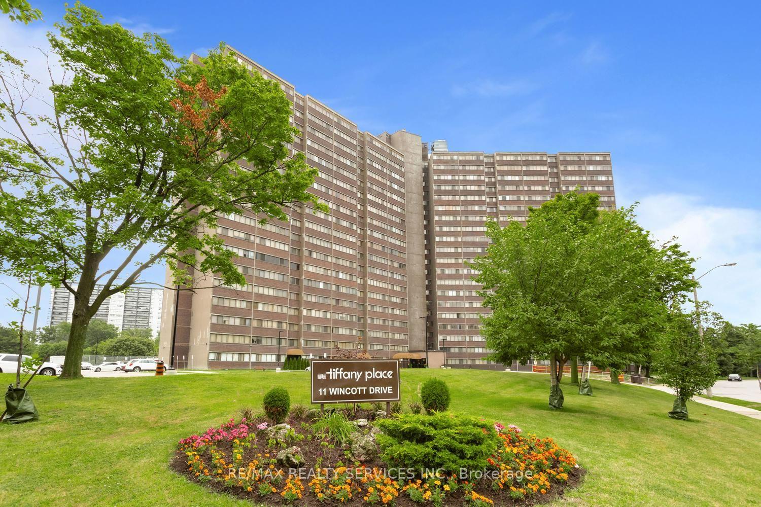 Photo 30 of Unit 11, 11 Wincott Drive, Etobicoke, Kingsview Village-The Westway — HOMEH