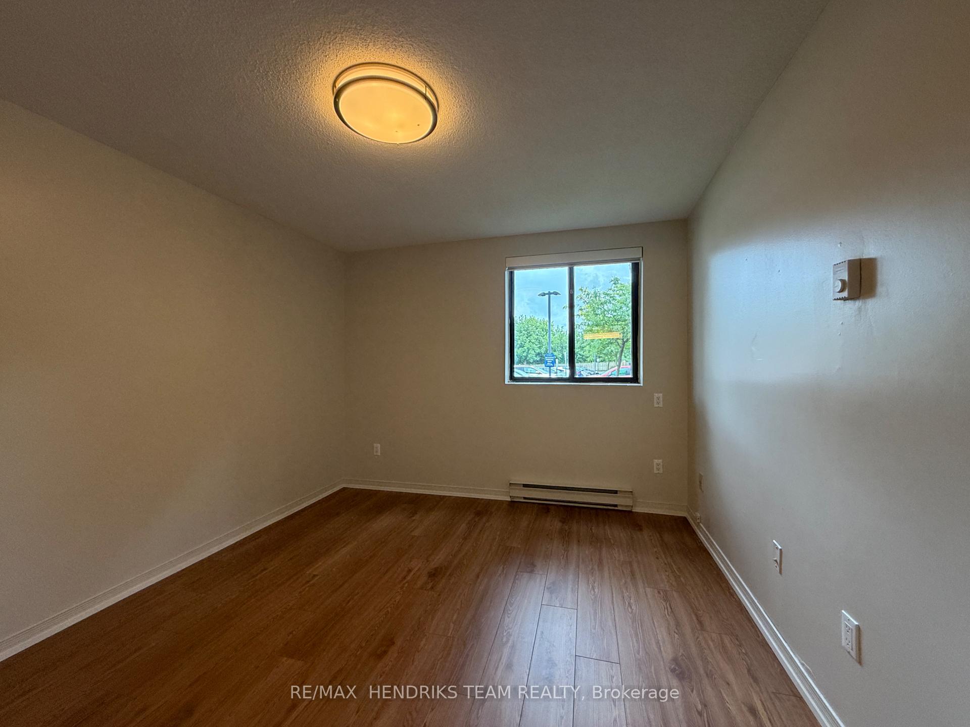 Photo 9 of Unit 118, 128 St Augustine Drive, St. Catharines, Secord Woods — HOMEH