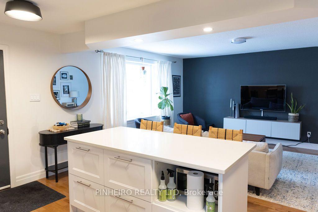 Photo 5 of 83 Emery Street W, London, South E — HOMEH