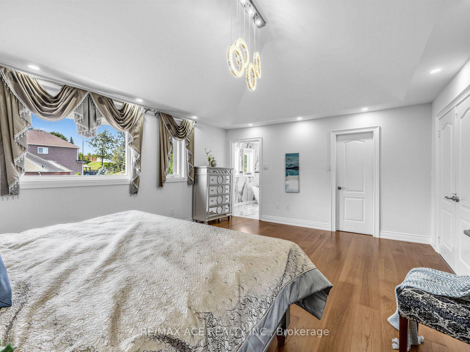 Photo 24 of 2396 Southcott Road, Pickering, Brock Ridge — HOMEH
