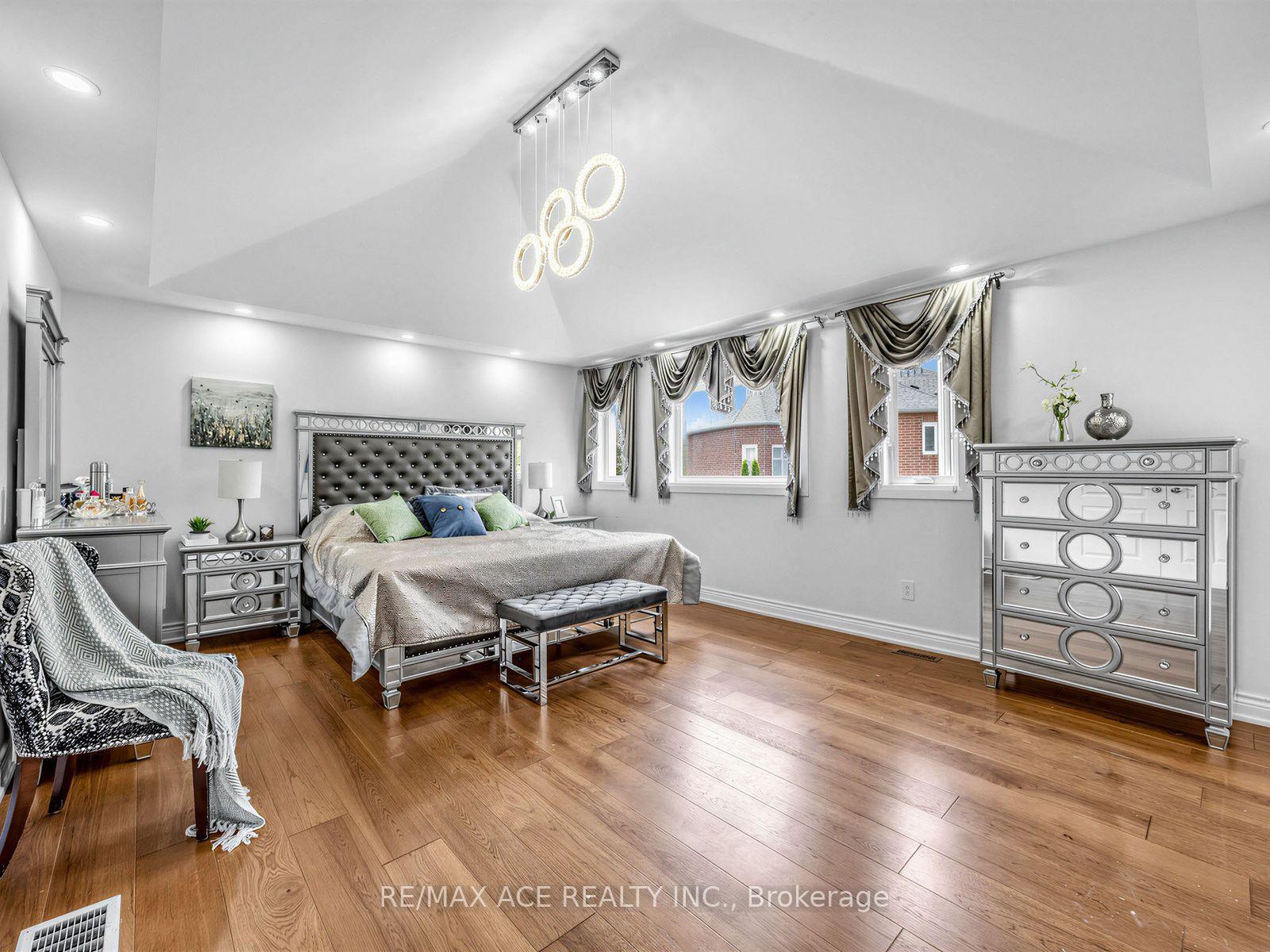 Photo 25 of 2396 Southcott Road, Pickering, Brock Ridge — HOMEH