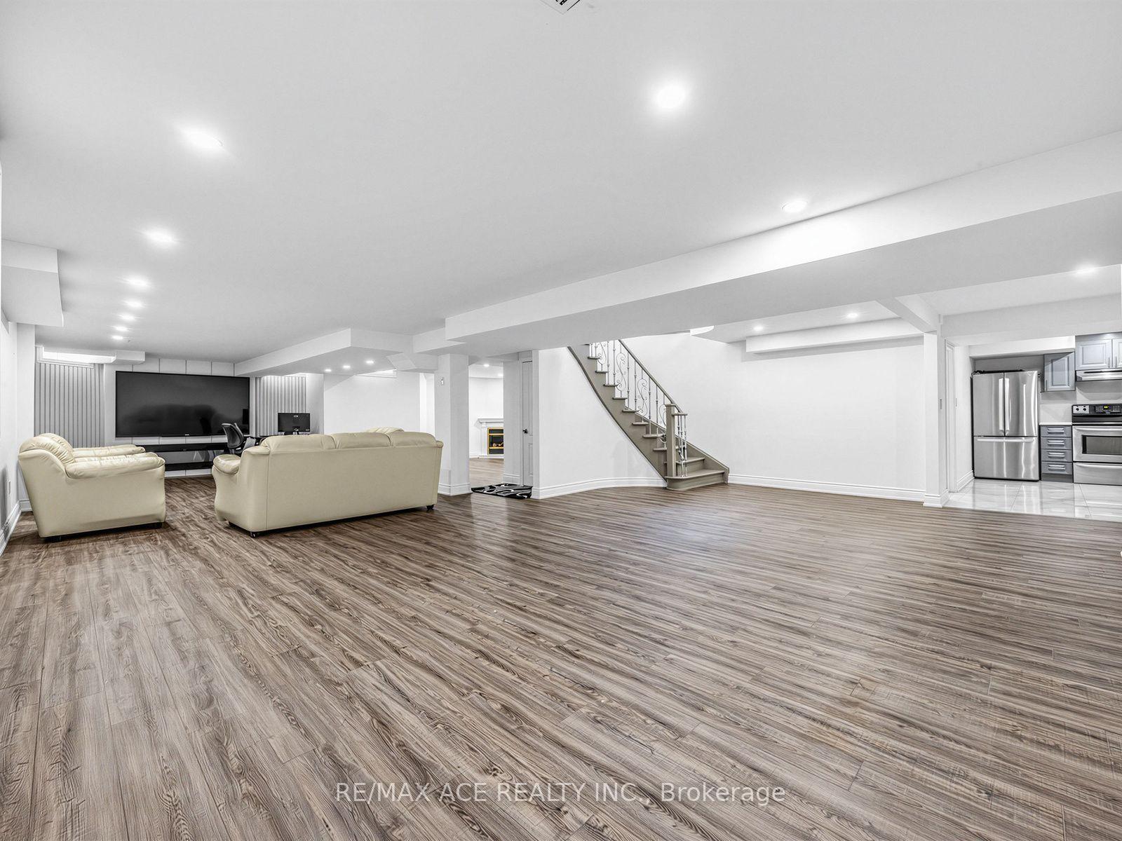 Photo 41 of 2396 Southcott Road, Pickering, Brock Ridge — HOMEH