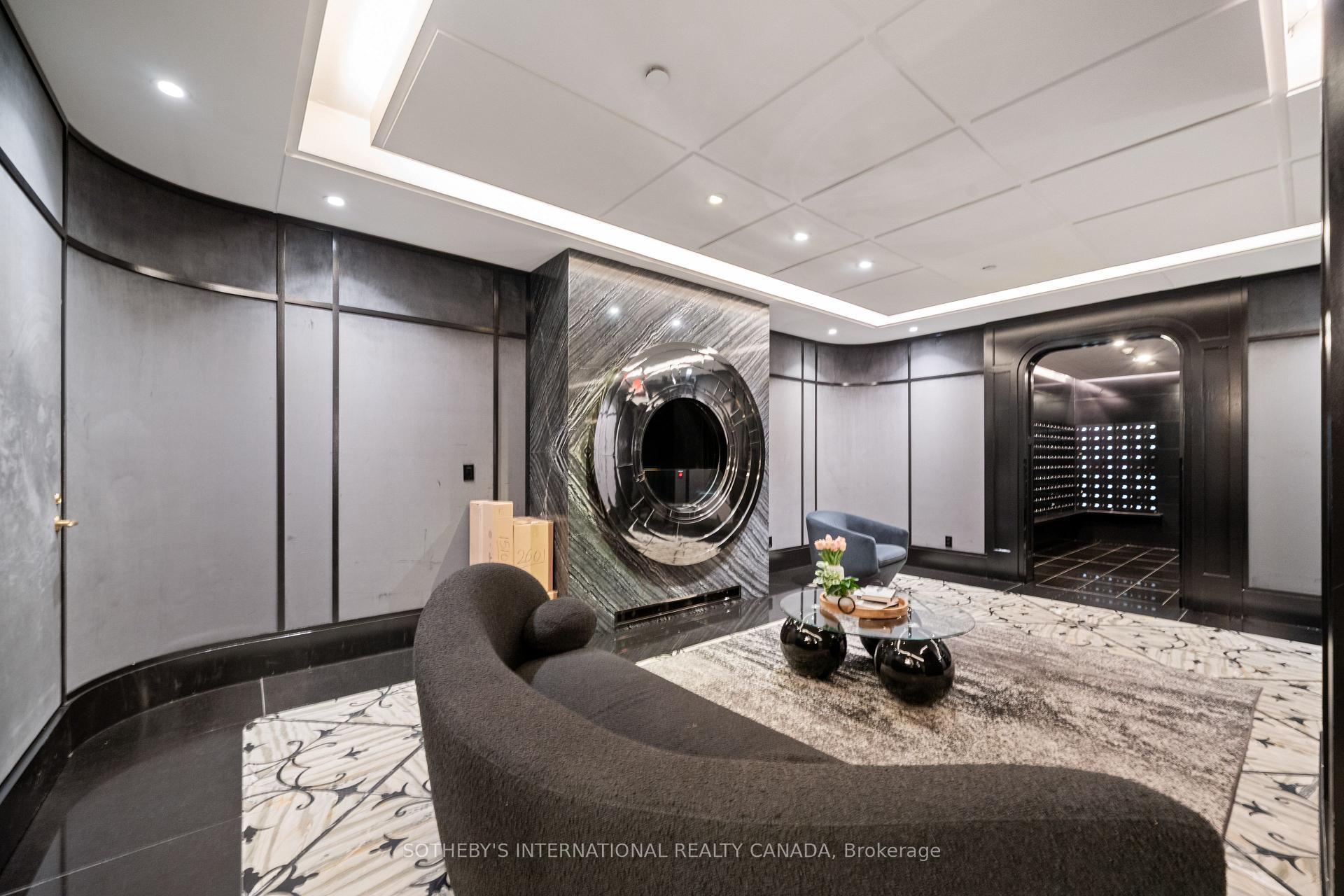 Photo 10 of Unit 3303, 88 Blue Jays Way, Toronto, Waterfront Communities — HOMEH