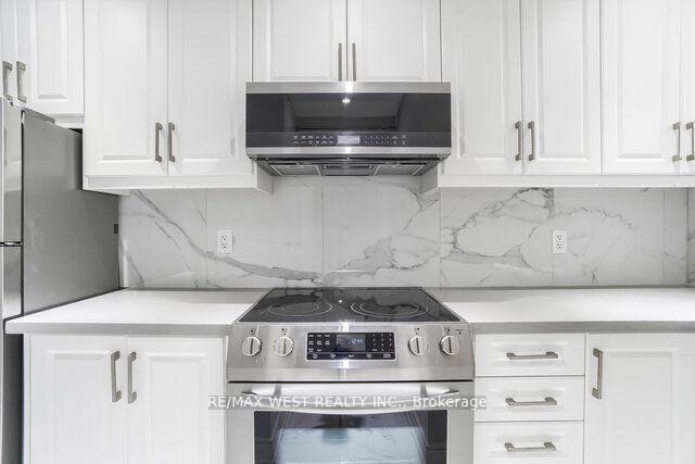 Photo 8 of Unit Basement, 63 Belvidere Avenue, Toronto, Oakwood Village — HOMEH