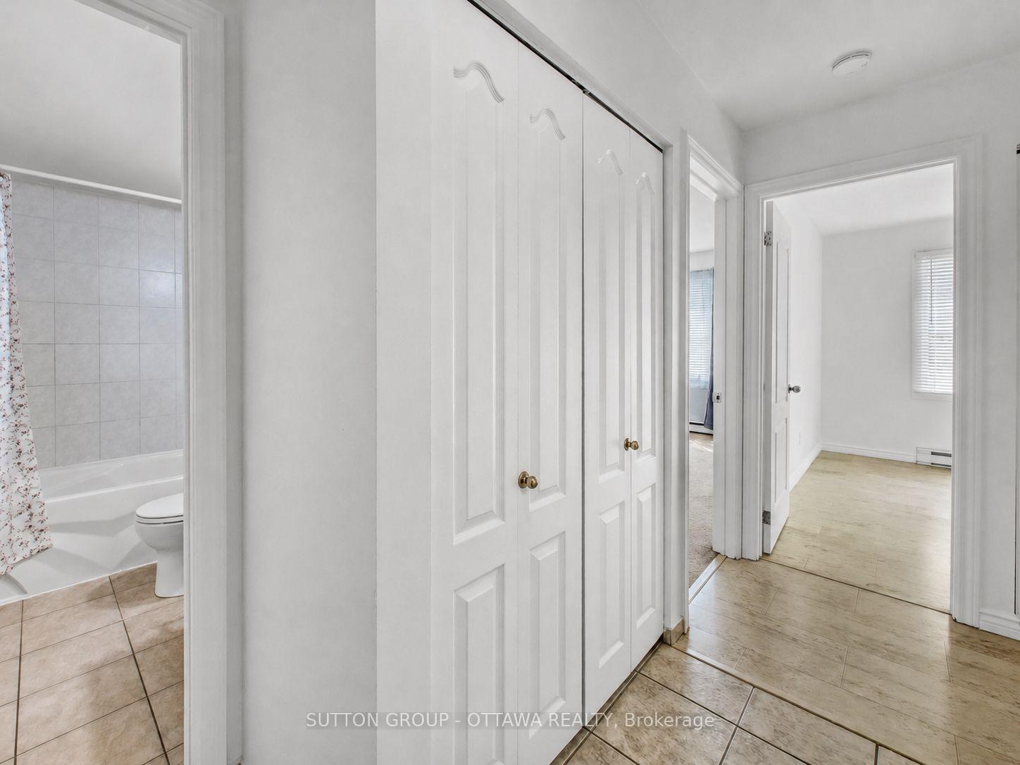 Photo 5 of Unit 202A, 2044 Arrowsmith Drive, Ottawa, Beacon Hill South — HOMEH