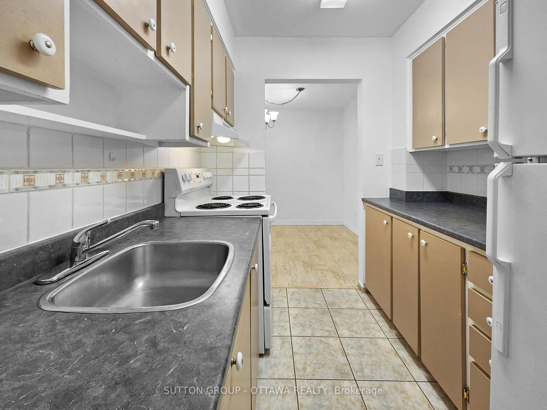 Photo 15 of Unit 202A, 2044 Arrowsmith Drive, Ottawa, Beacon Hill South — HOMEH