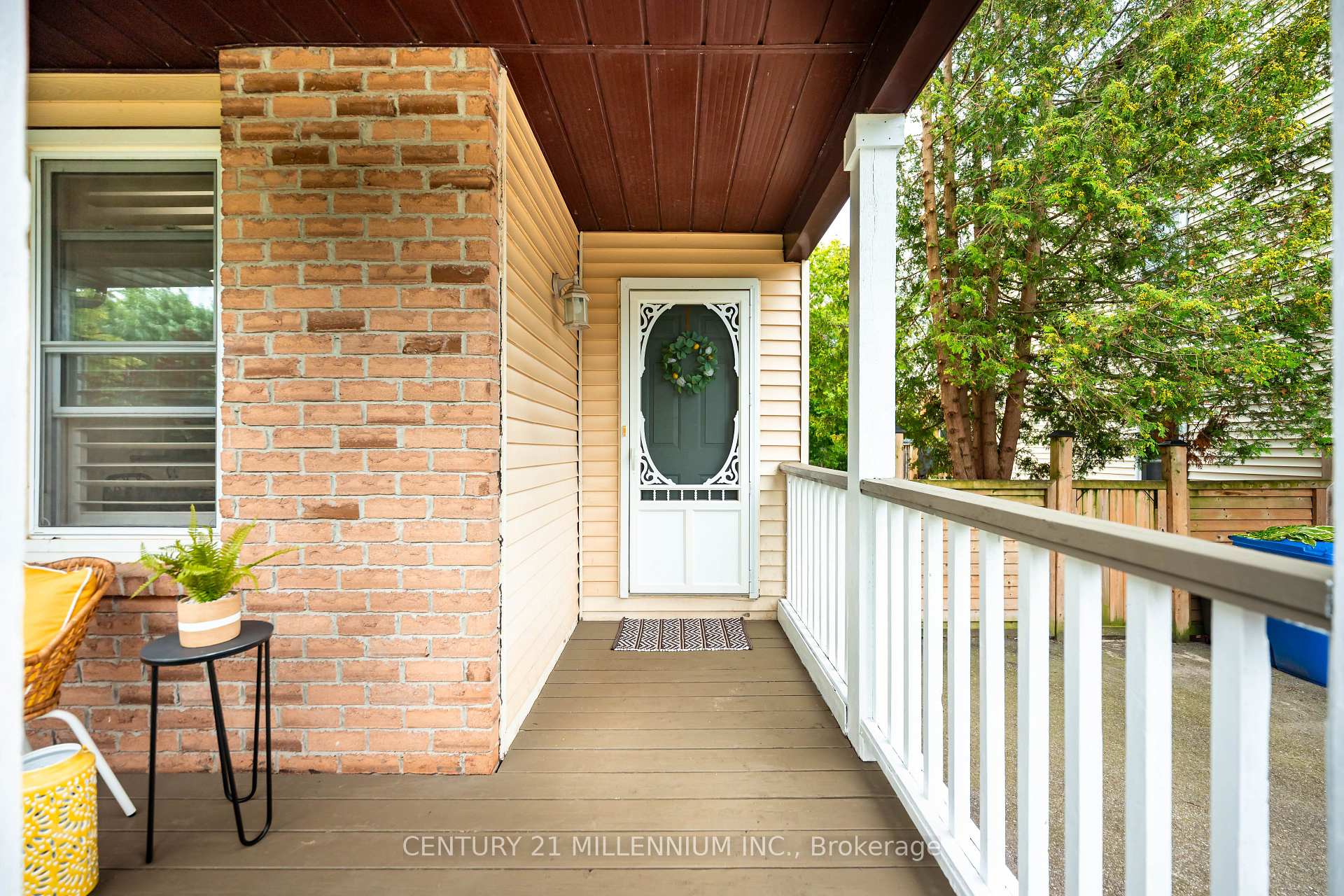 Photo 4 of 513 Pineview Gardens, Shelburne — HOMEH