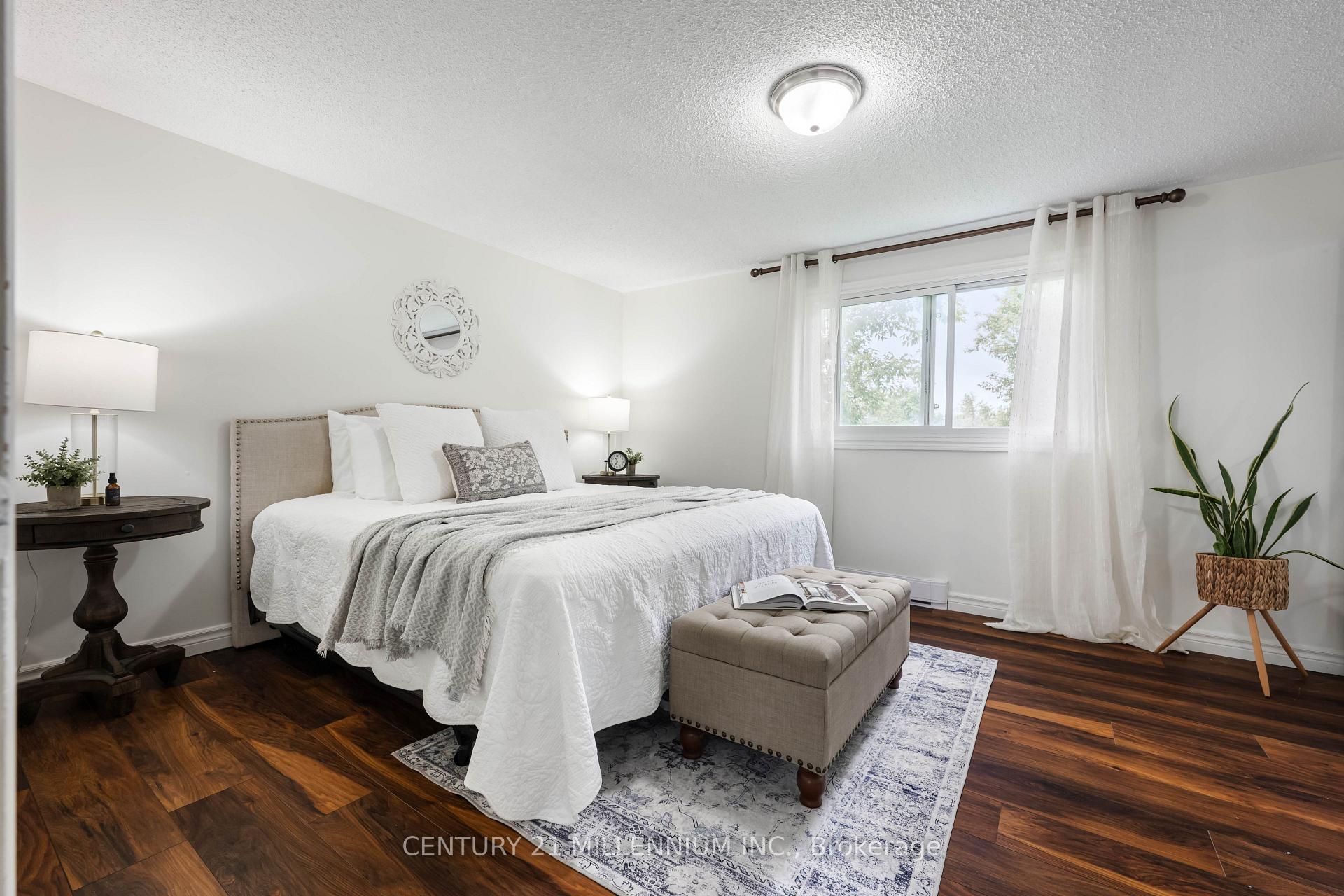 Photo 18 of 513 Pineview Gardens, Shelburne — HOMEH