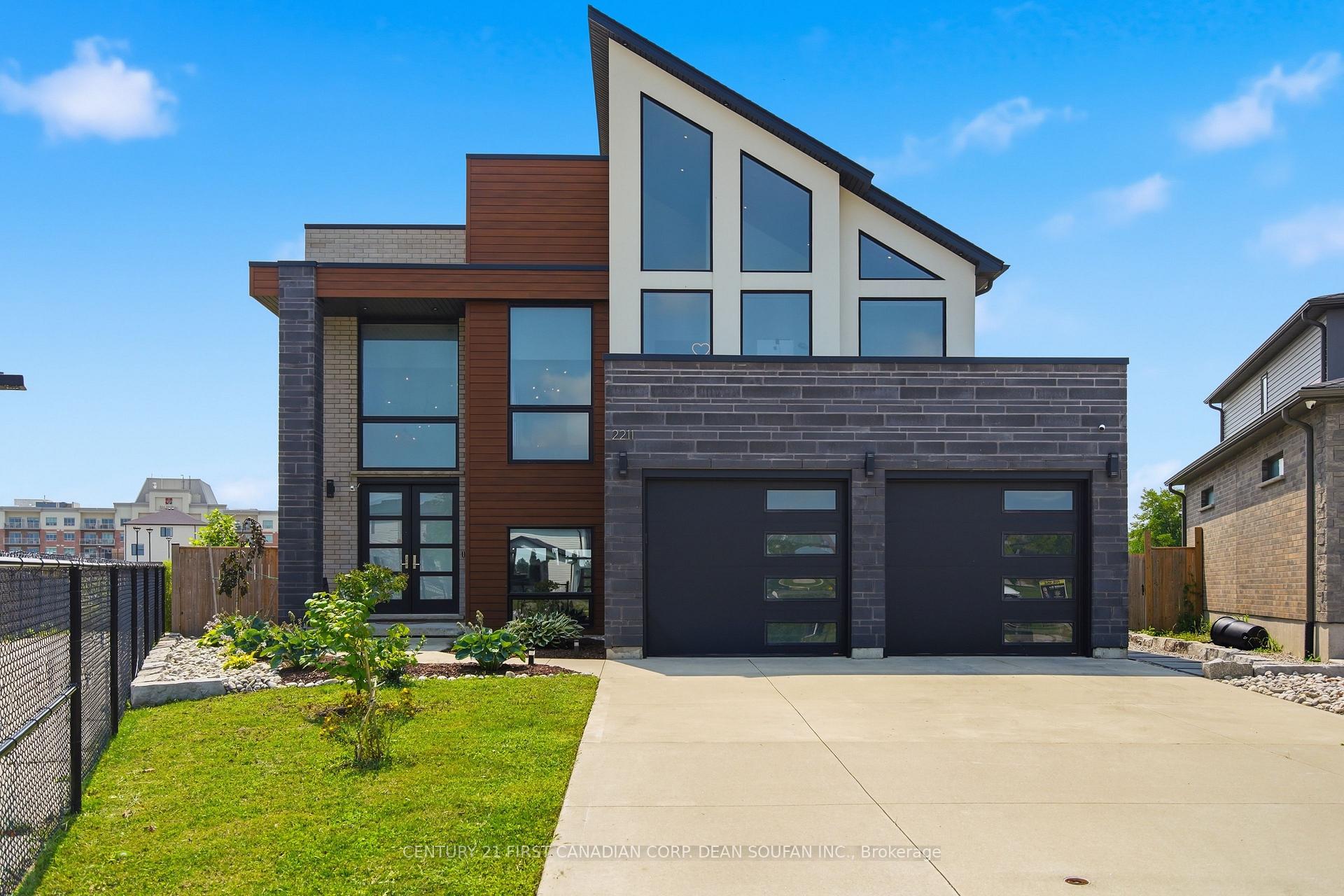 Front of 2211 Wateroak Drive