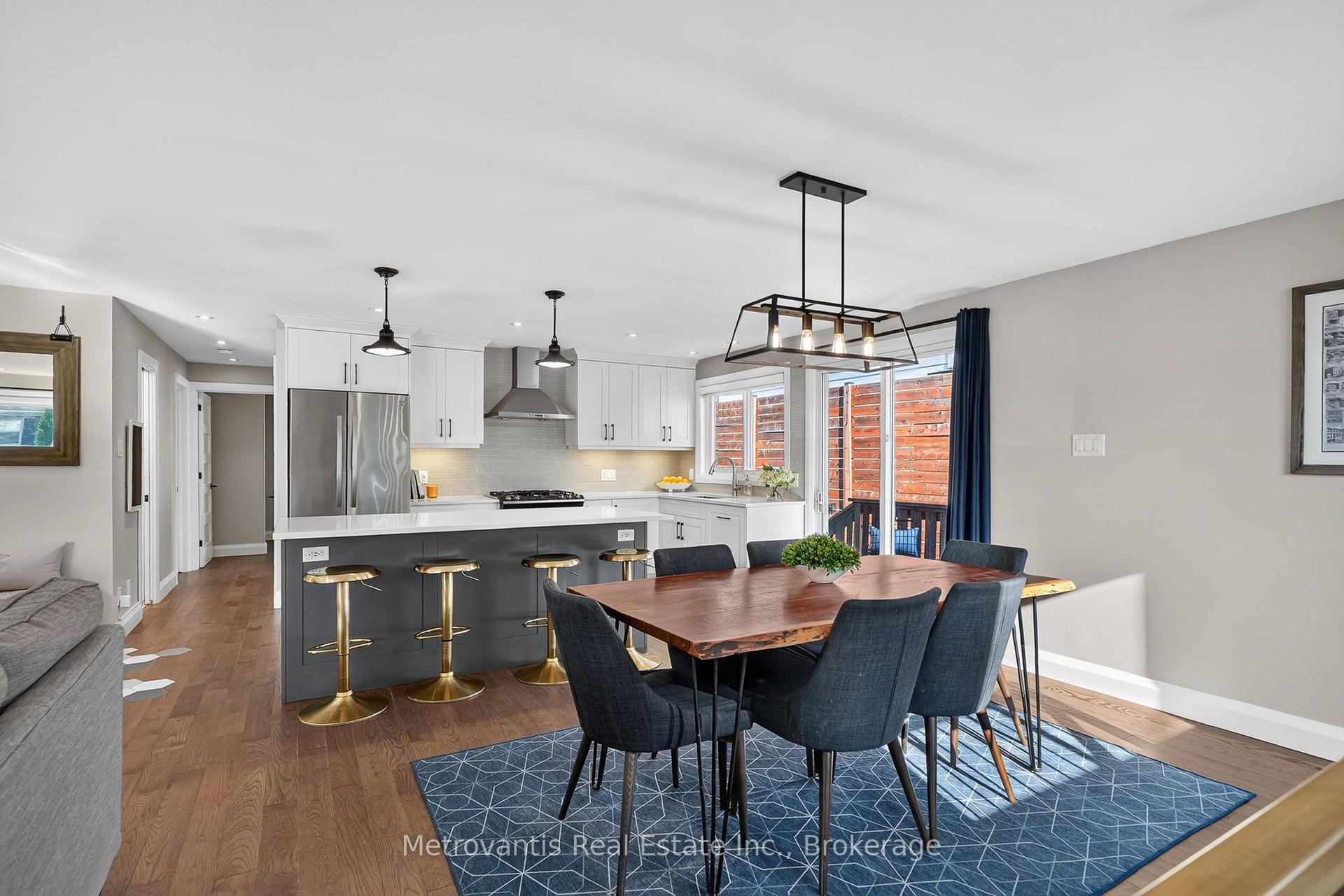 Photo 18 of 555 Buchanan Crescent, Ottawa, Beacon Hill North — HOMEH