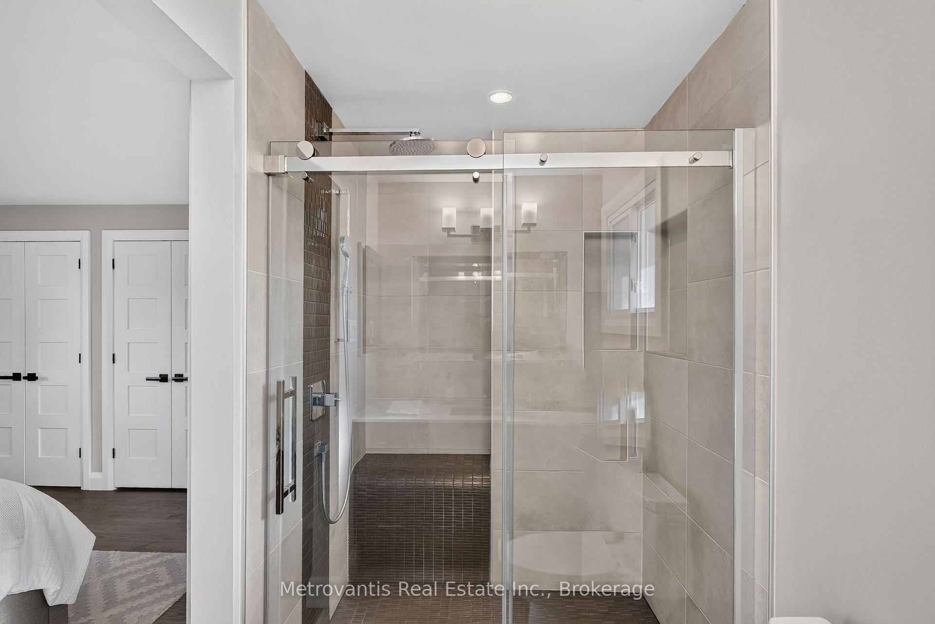 Photo 31 of 555 Buchanan Crescent, Ottawa, Beacon Hill North — HOMEH