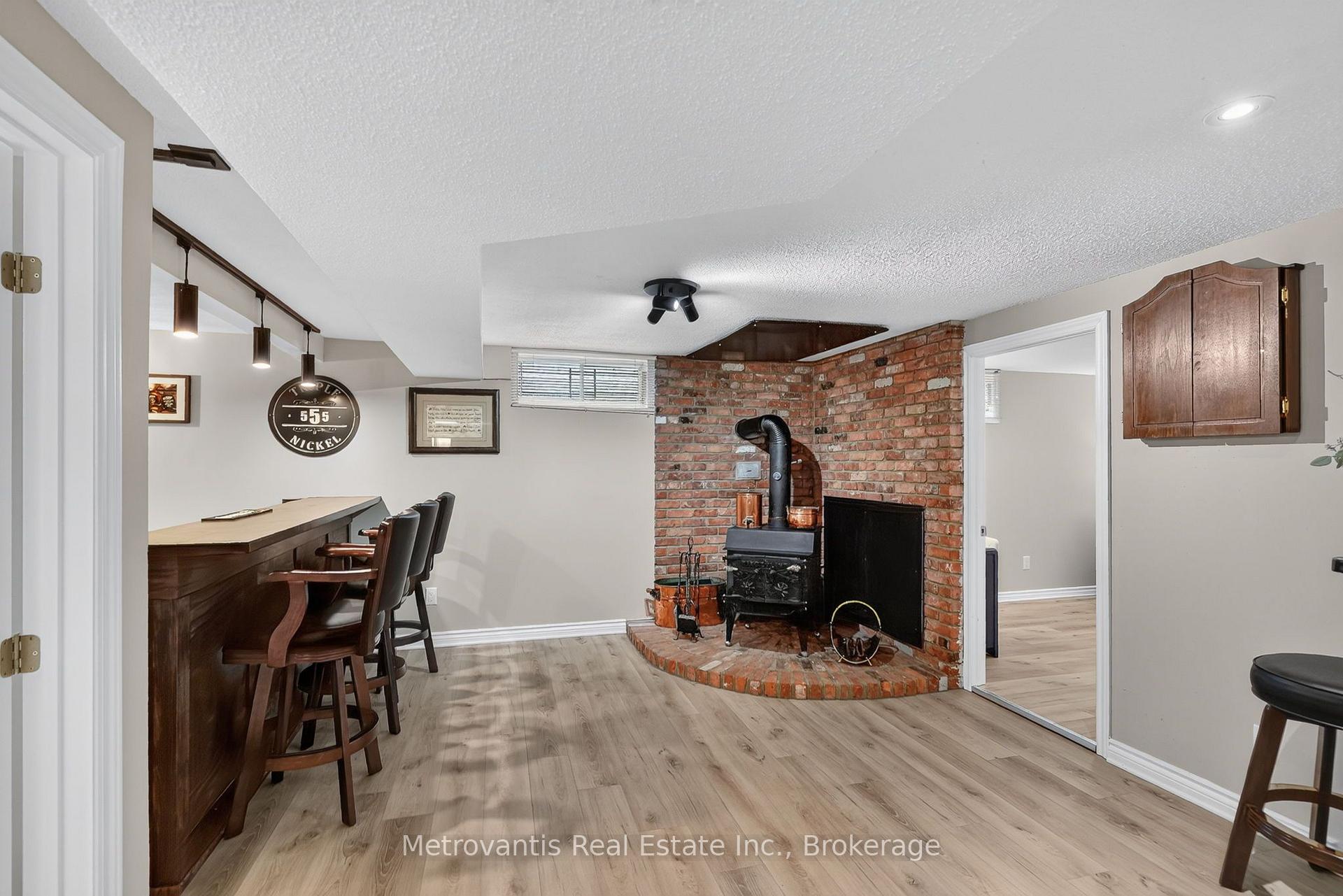 Photo 46 of 555 Buchanan Crescent, Ottawa, Beacon Hill North — HOMEH