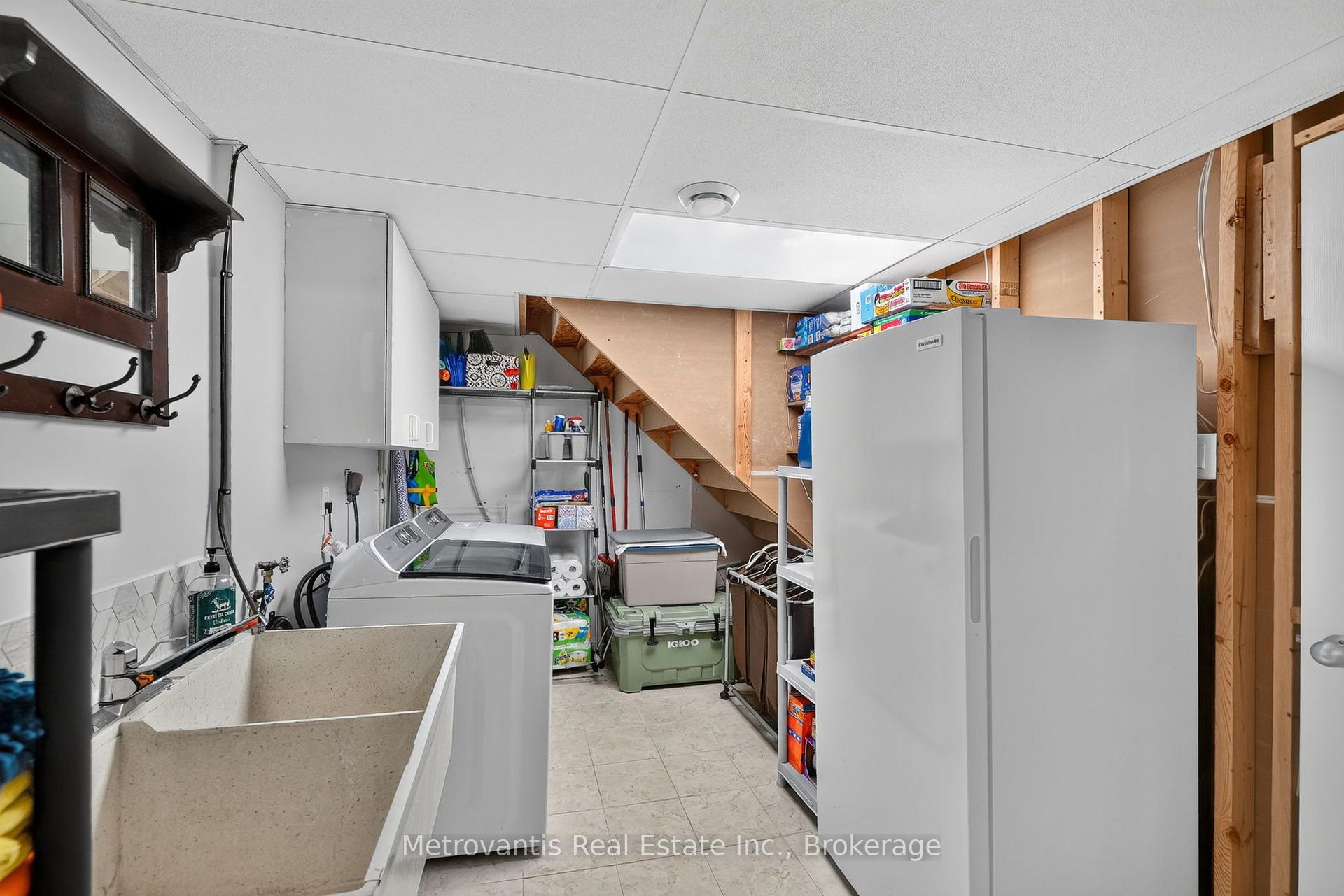 Photo 55 of 555 Buchanan Crescent, Ottawa, Beacon Hill North — HOMEH