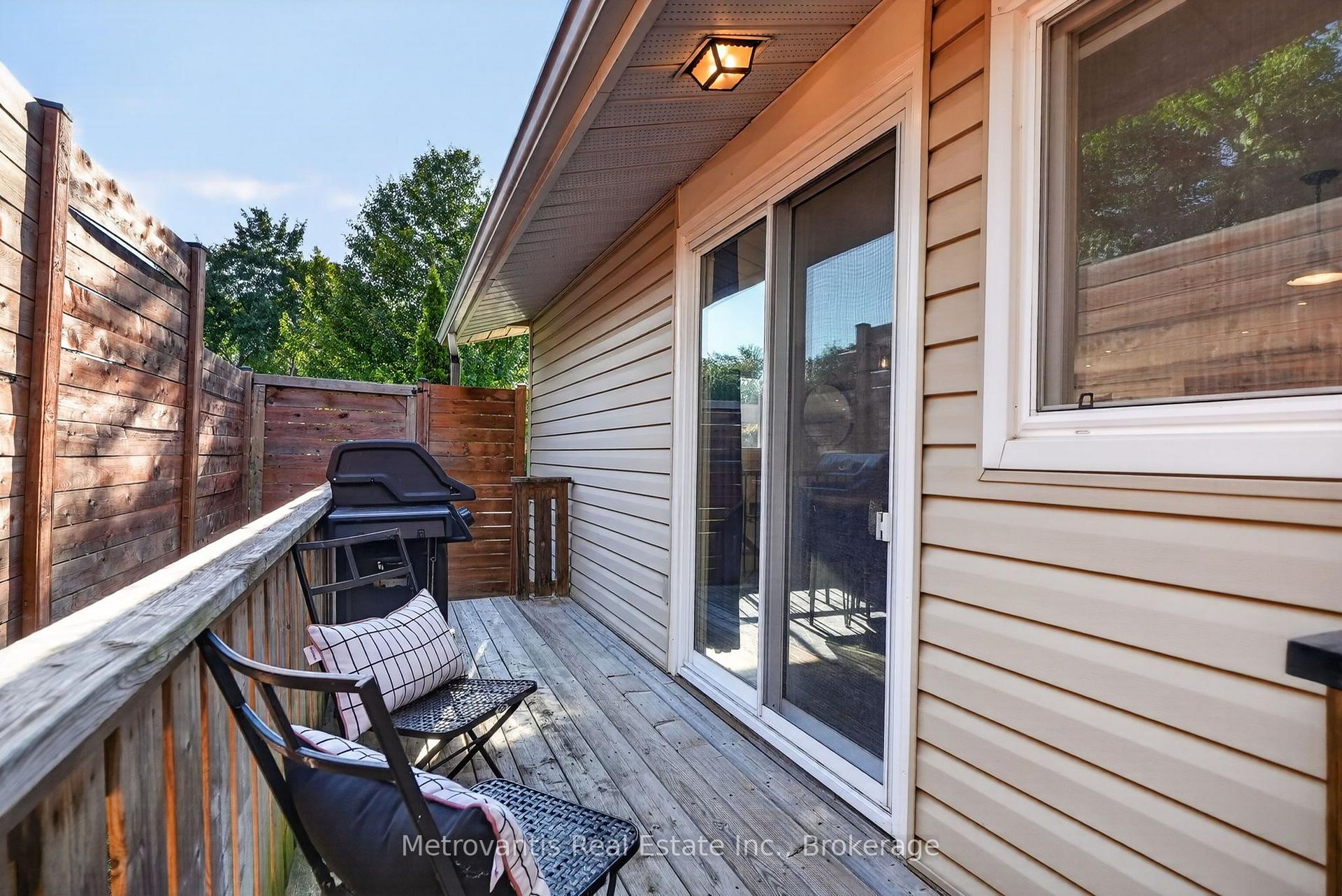 Photo 56 of 555 Buchanan Crescent, Ottawa, Beacon Hill North — HOMEH