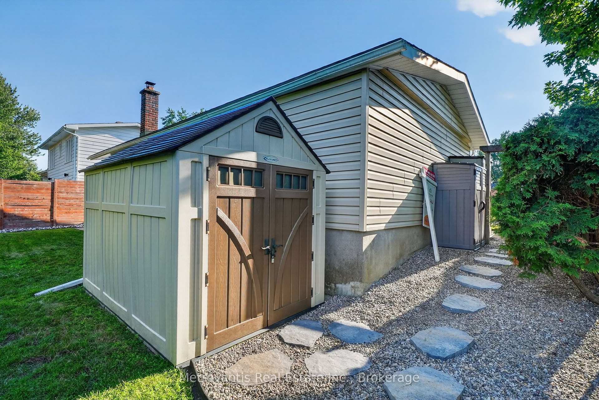 Photo 67 of 555 Buchanan Crescent, Ottawa, Beacon Hill North — HOMEH