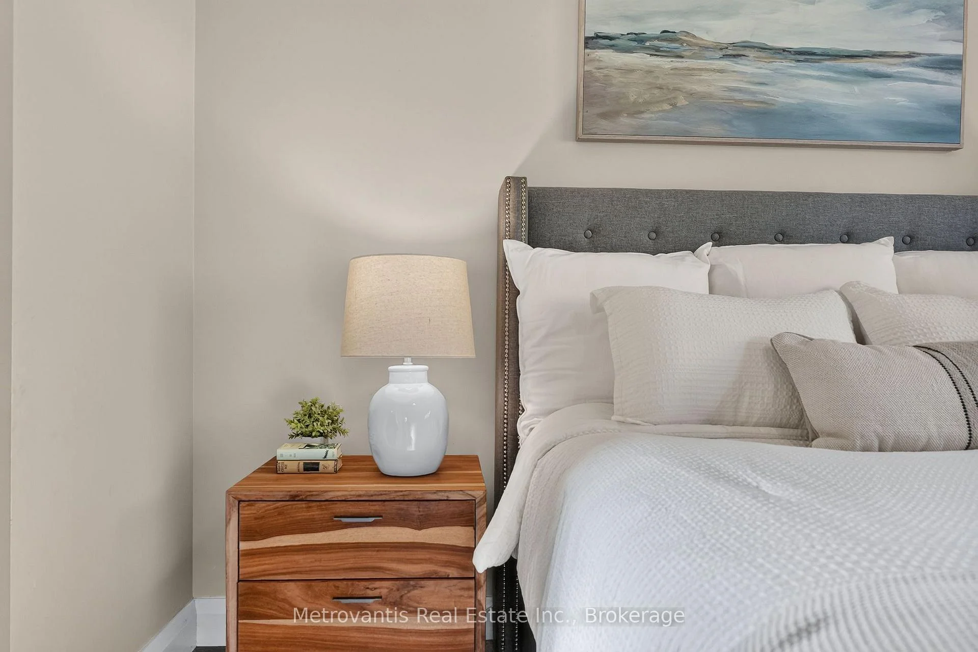 Photo 40 of 555 Buchanan Crescent, Ottawa, Beacon Hill North — HOMEH