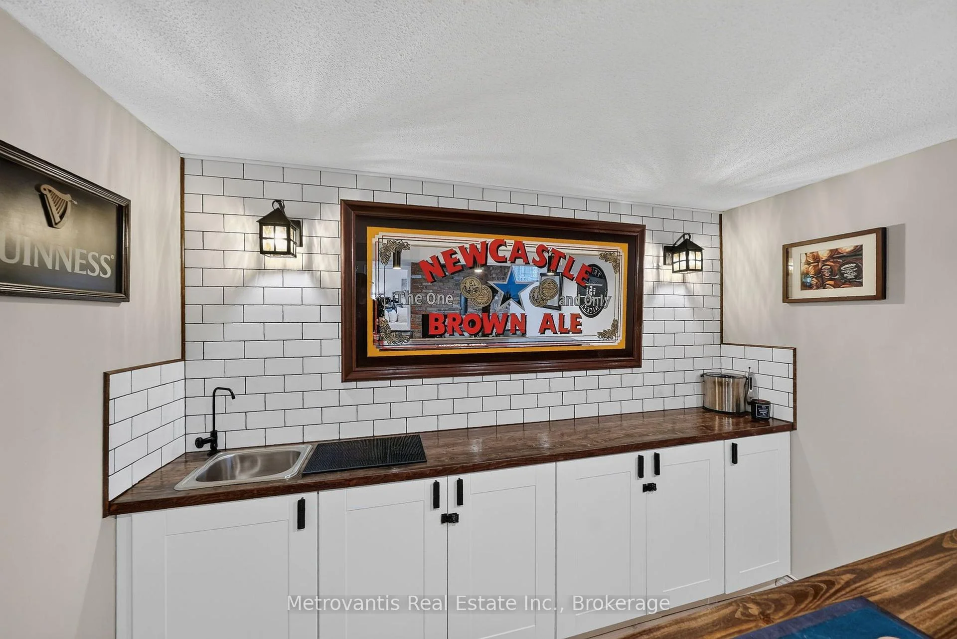 Photo 57 of 555 Buchanan Crescent, Ottawa, Beacon Hill North — HOMEH