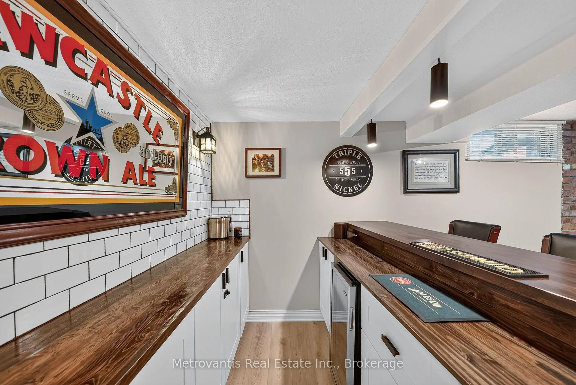 Photo 59 of 555 Buchanan Crescent, Ottawa, Beacon Hill North — HOMEH