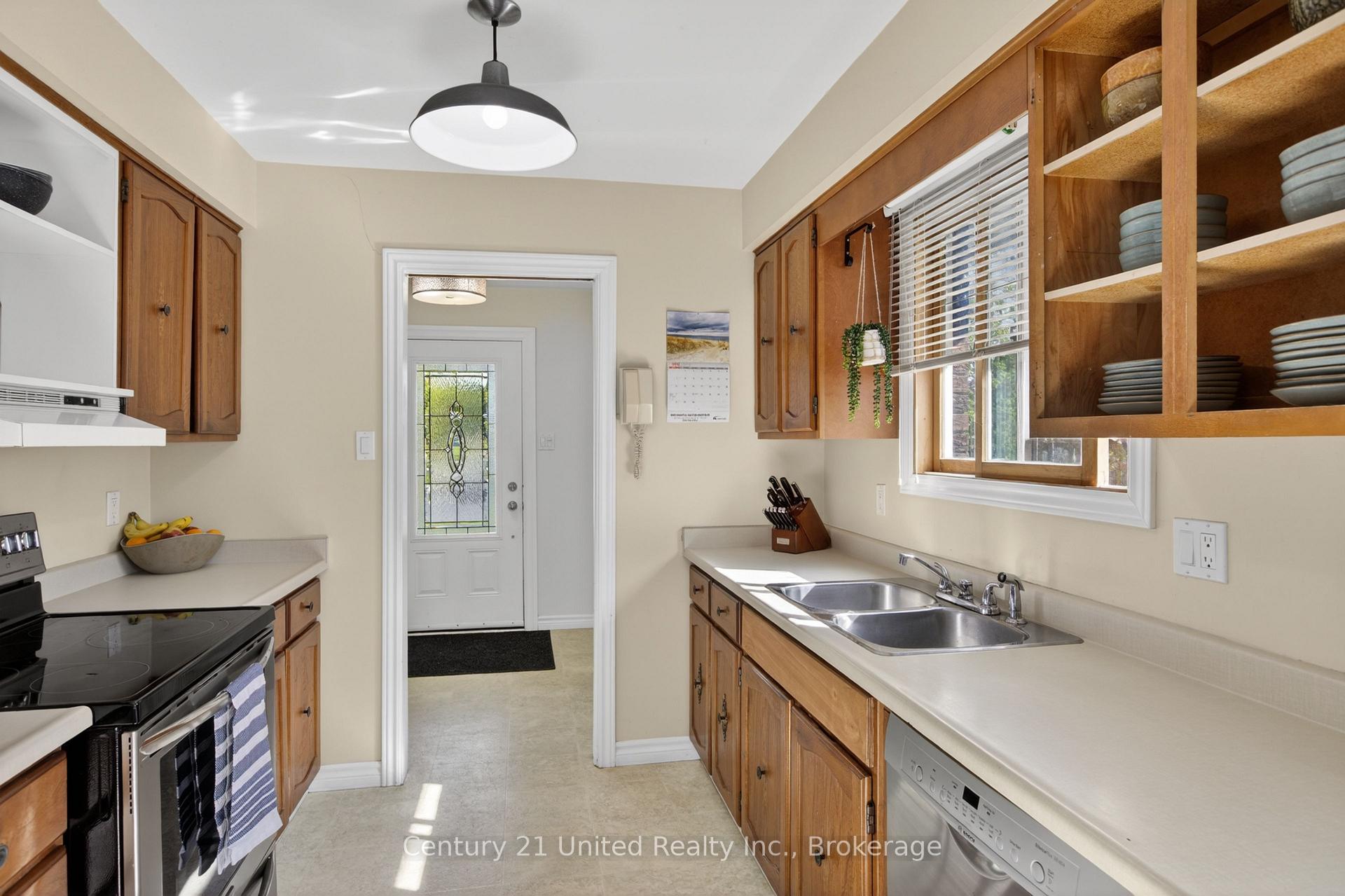 Photo 11 of 1169 Danita Boulevard, Peterborough, Monaghan Ward 2 — HOMEH