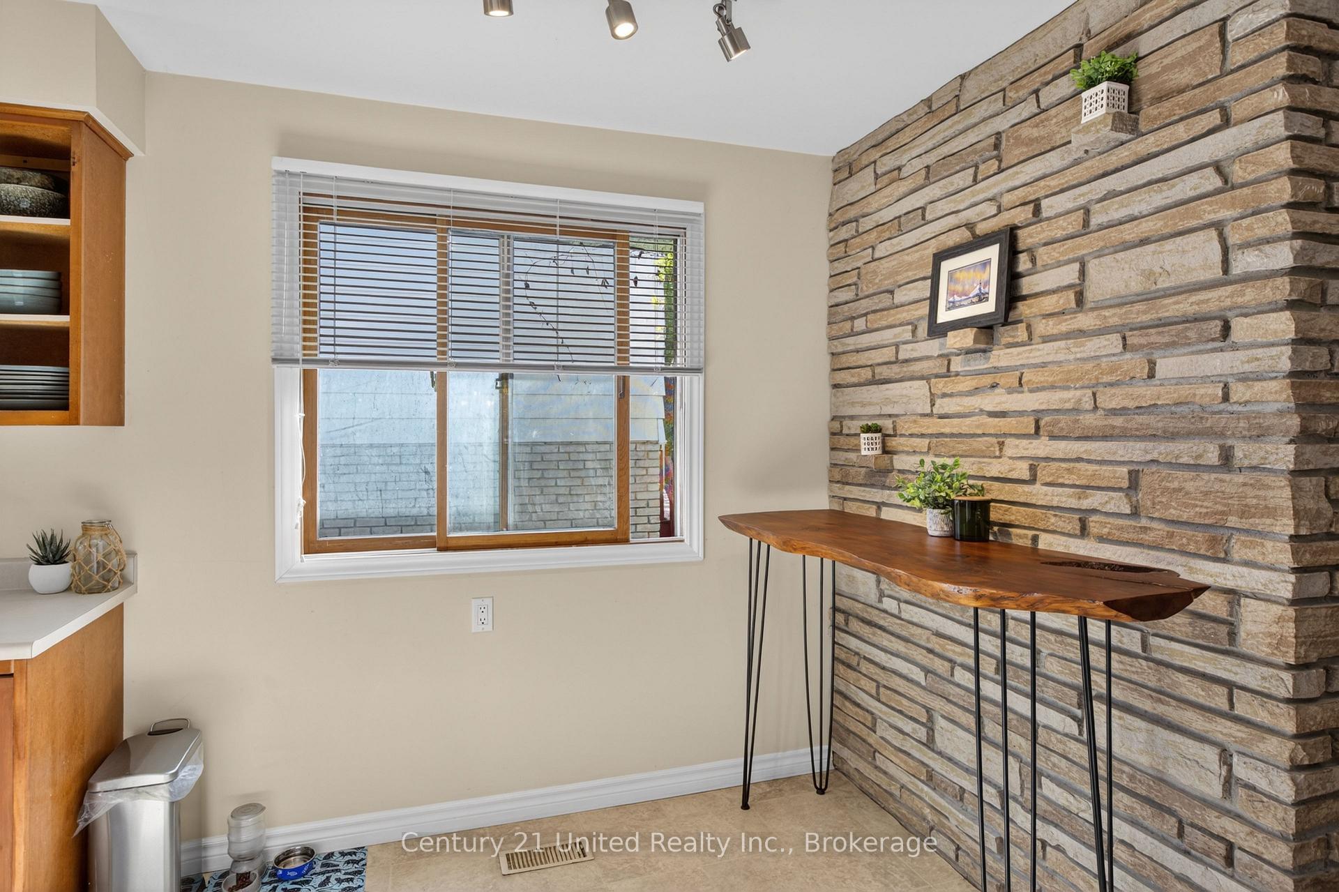 Photo 15 of 1169 Danita Boulevard, Peterborough, Monaghan Ward 2 — HOMEH