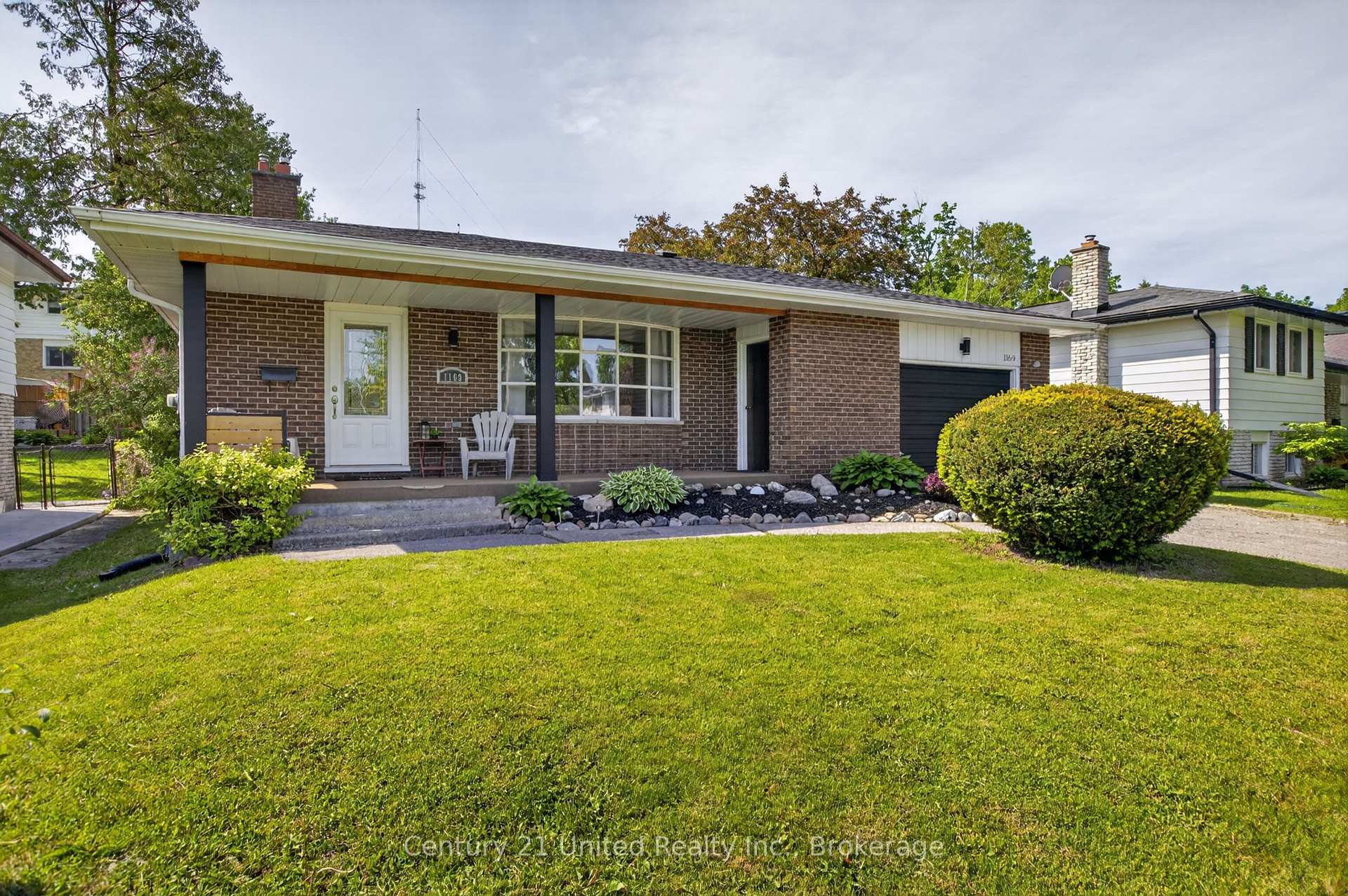 Photo 1 of 1169 Danita Boulevard, Peterborough, Monaghan Ward 2 — HOMEH