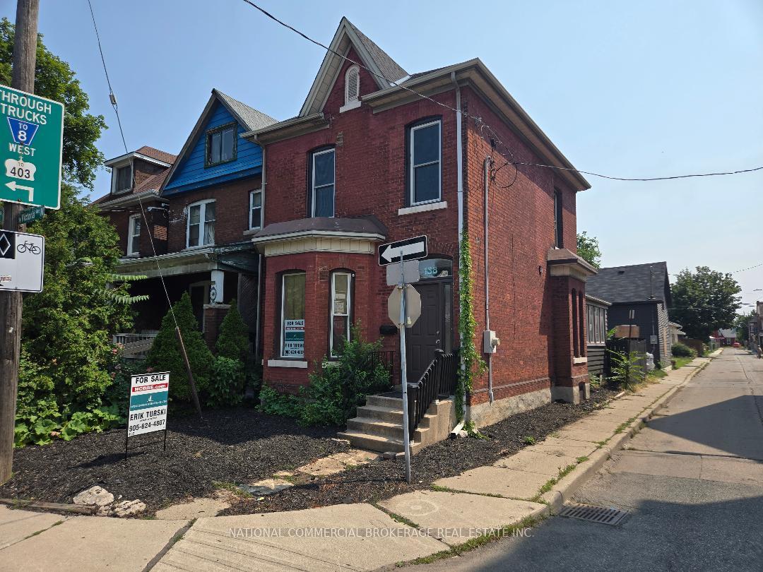Front of 138 Victoria Avenue N
