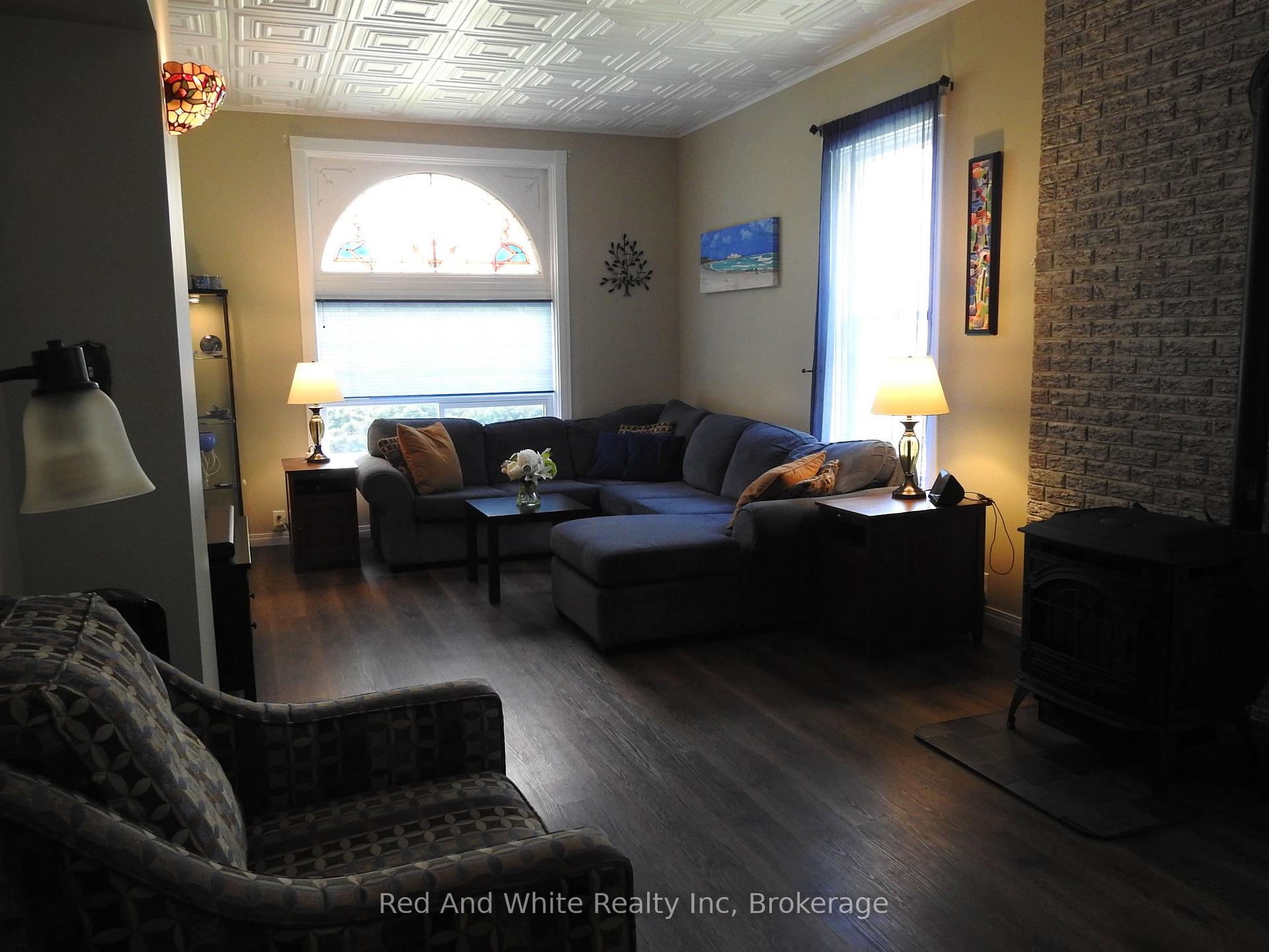 Photo 15 of 5105 Rd 164, West Perth, Mitchell — HOMEH