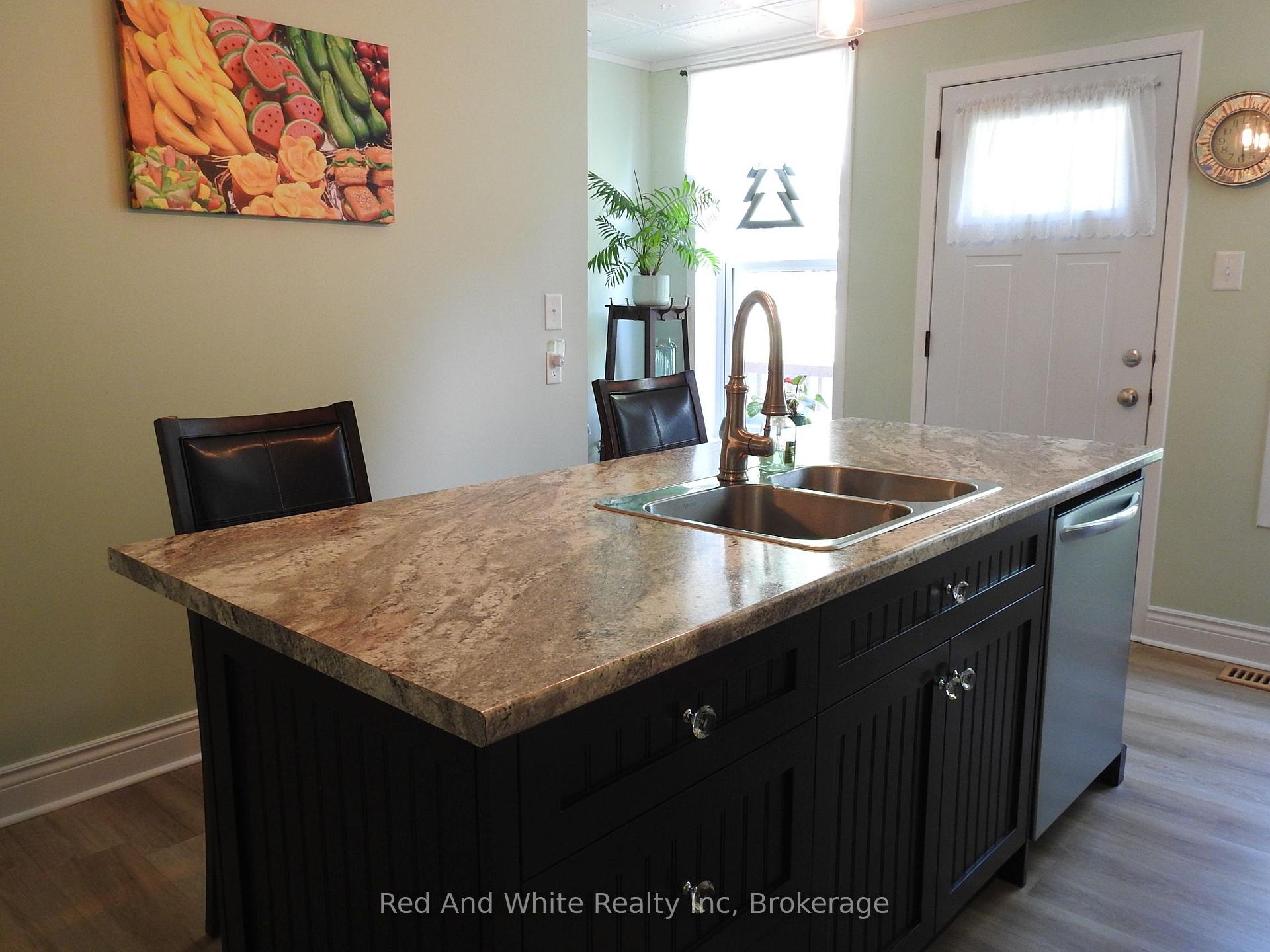 Photo 20 of 5105 Rd 164, West Perth, Mitchell — HOMEH