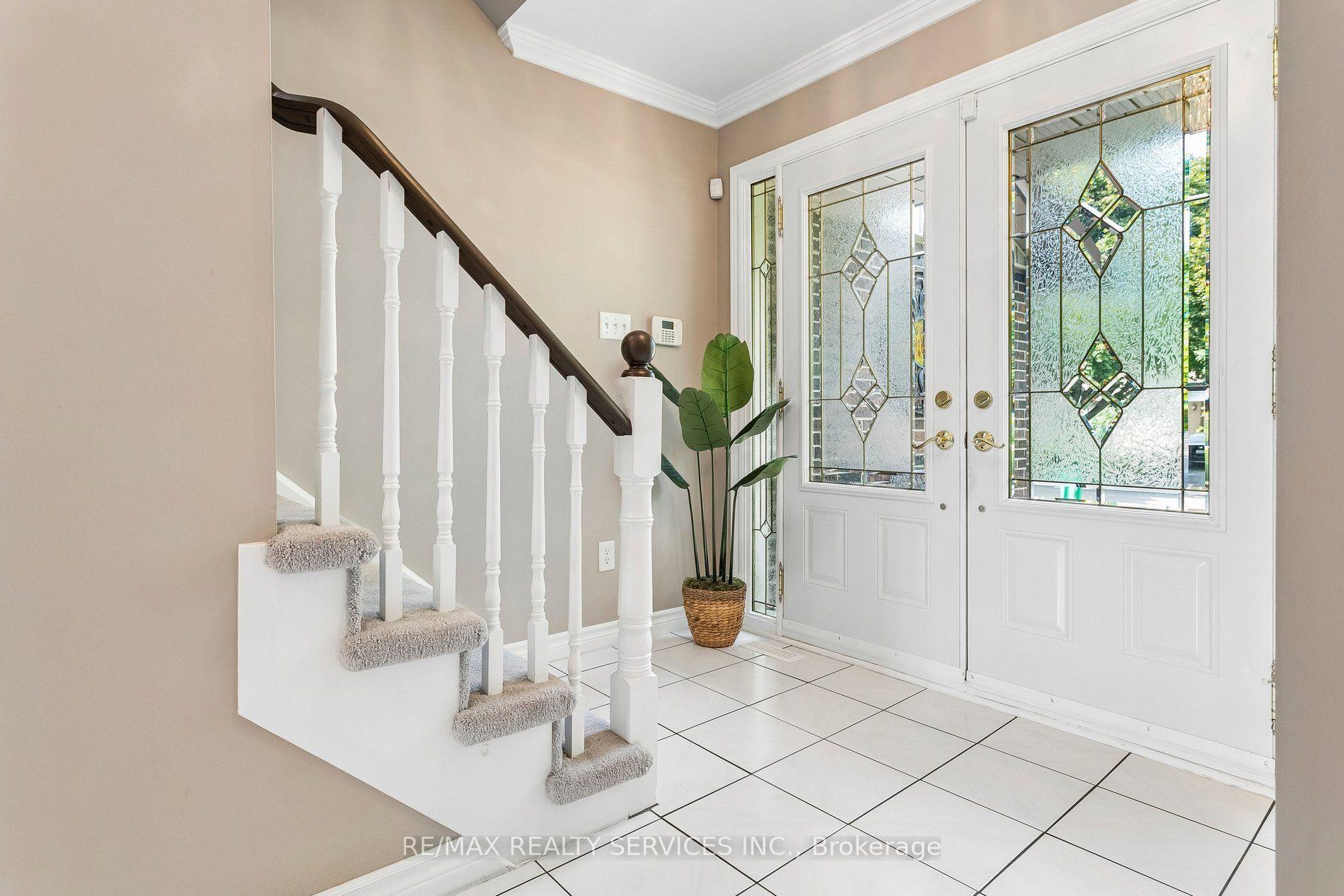 Photo 5 of 11 Longbourne Crescent, Brampton, Westgate — HOMEH